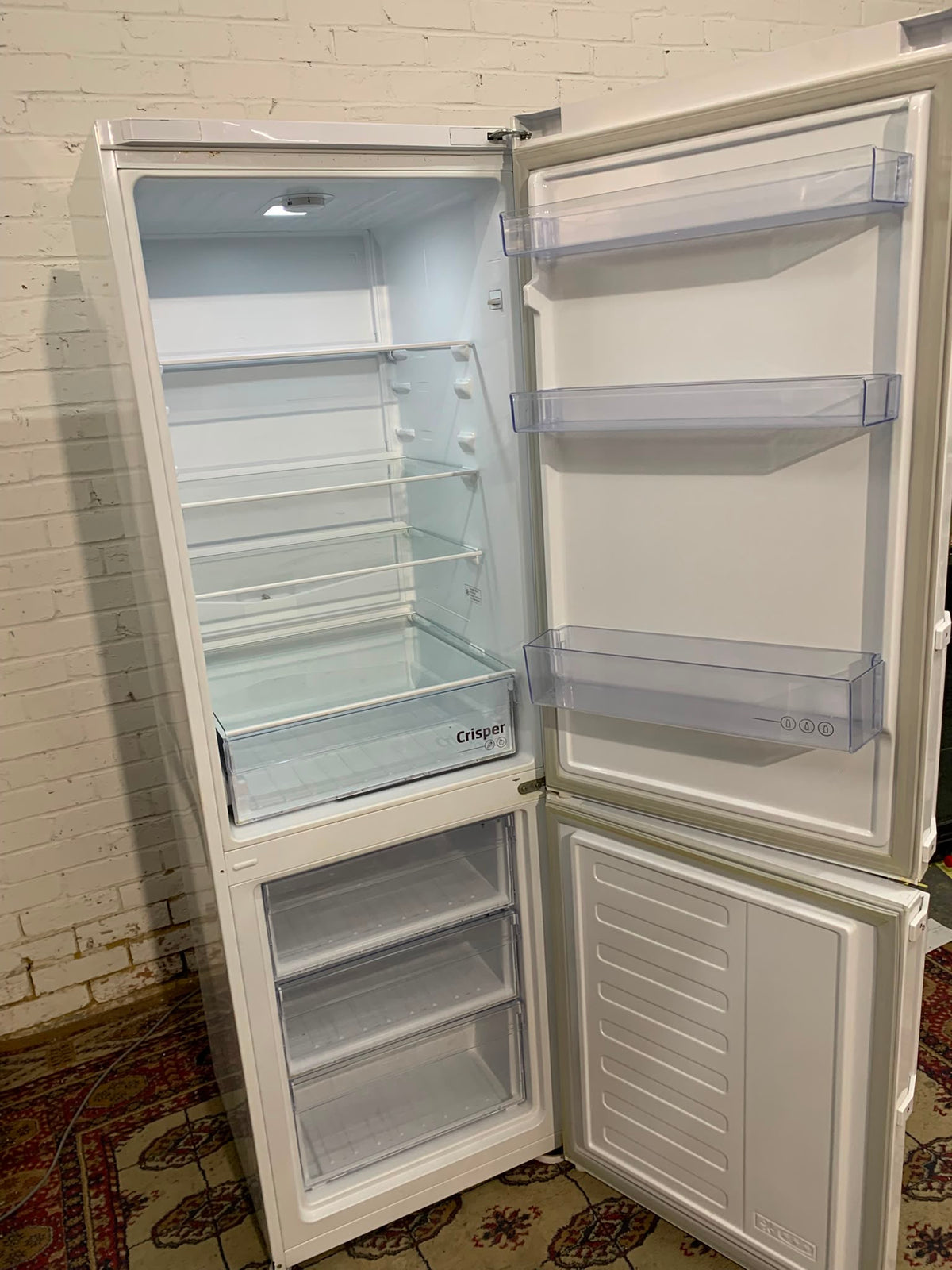184CM Tall Beko Fridge Freezer For Sale