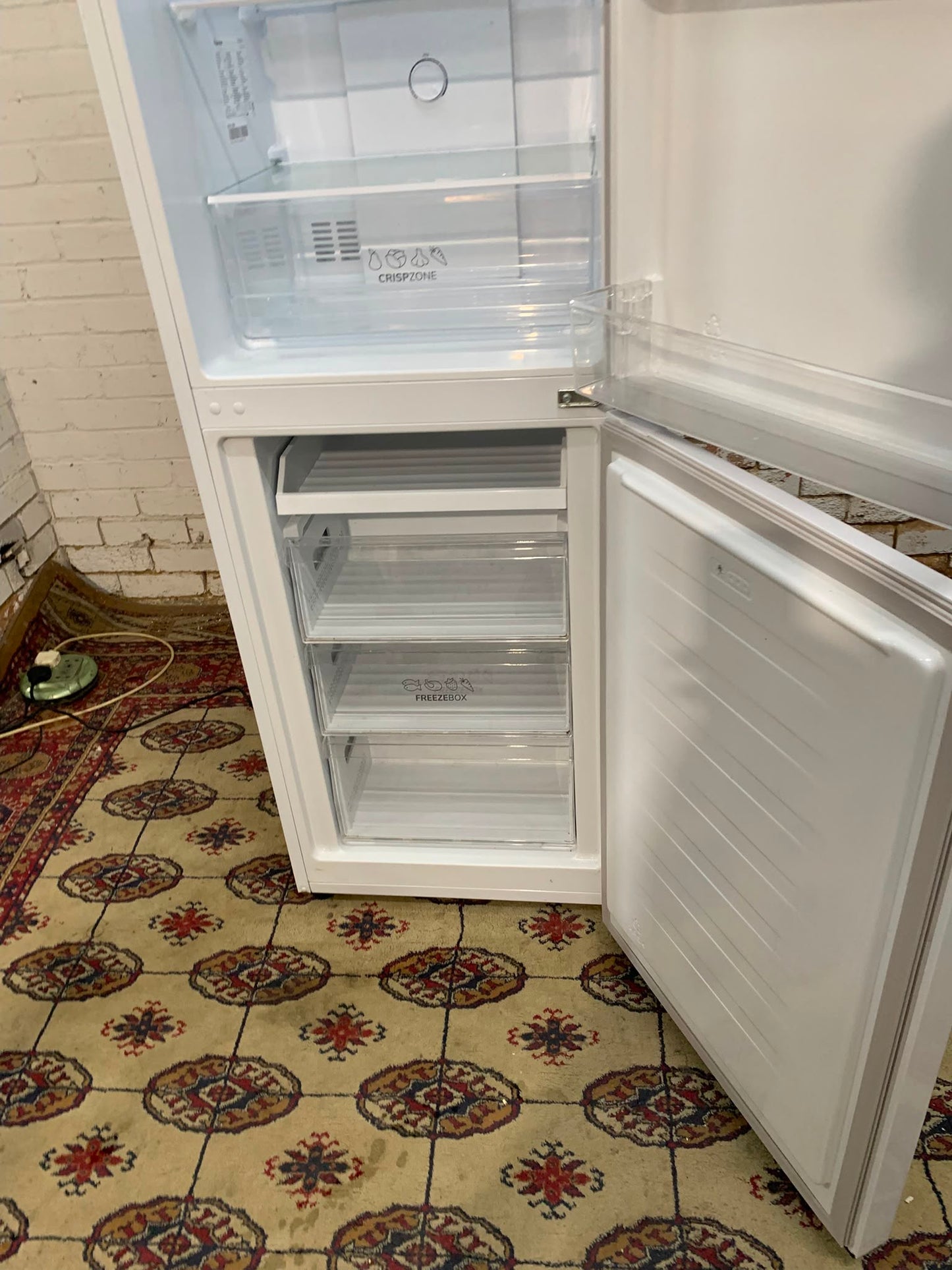 Tall 180CM FridgeMaster White Fridge Freezer For Sale