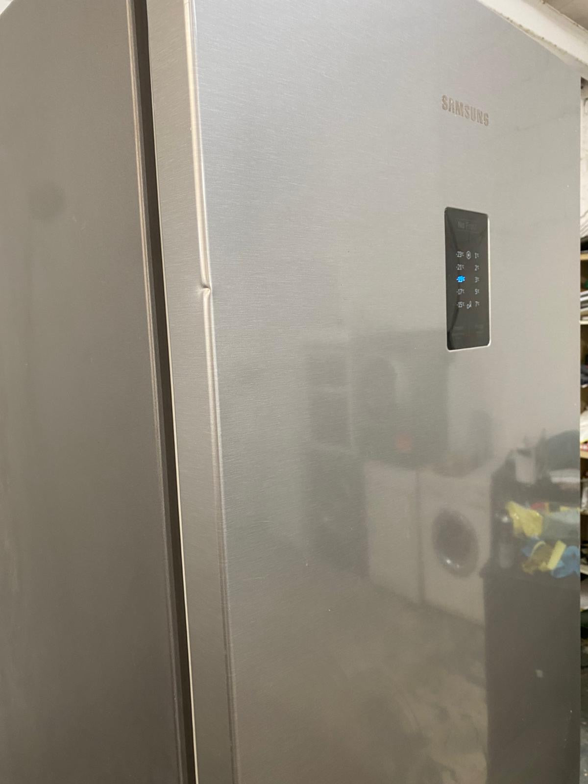 Samsung 2M Tall Digital Inverter Stainless Steel Fridge Freezer For Sale