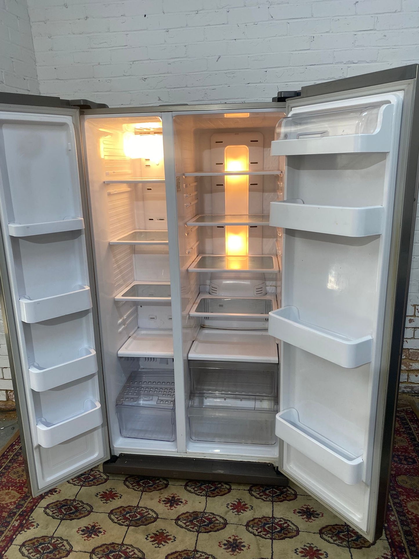 Samsung Double Door NonPlumb American Fridge Freezer For Sale