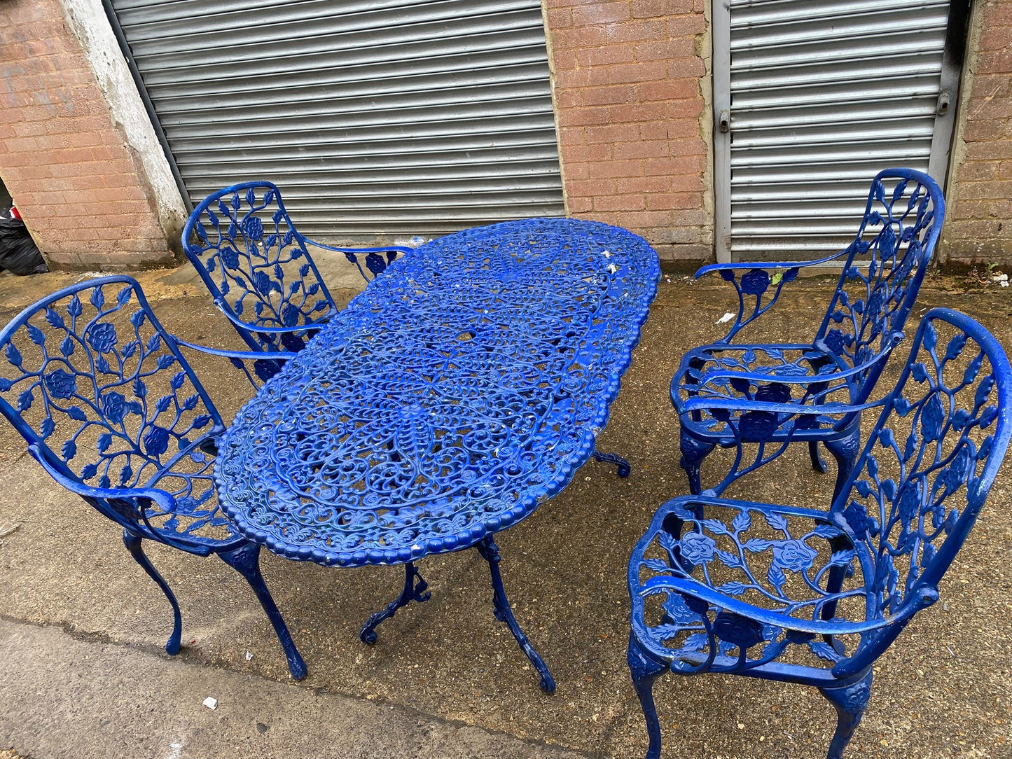 Vintage Garden Table With 4 Chairs For Sale