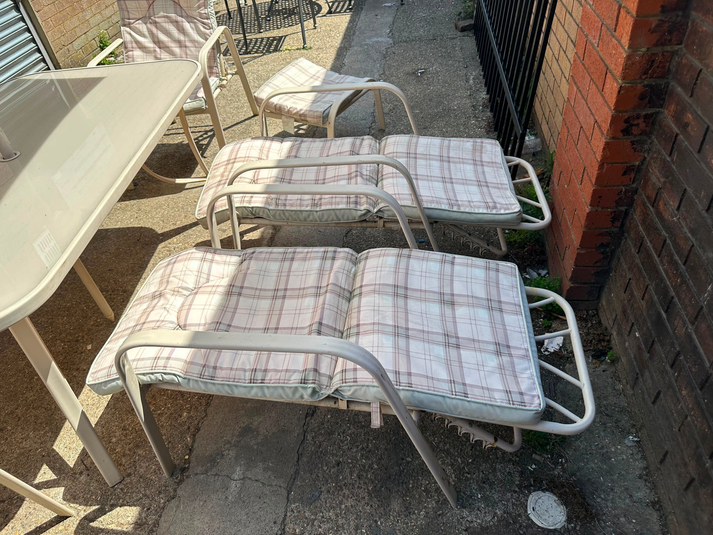 Garden 8 Seater & Umbrella Set For Sale