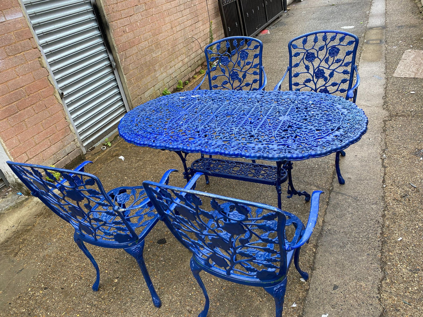 Vintage Garden Table With 4 Chairs For Sale