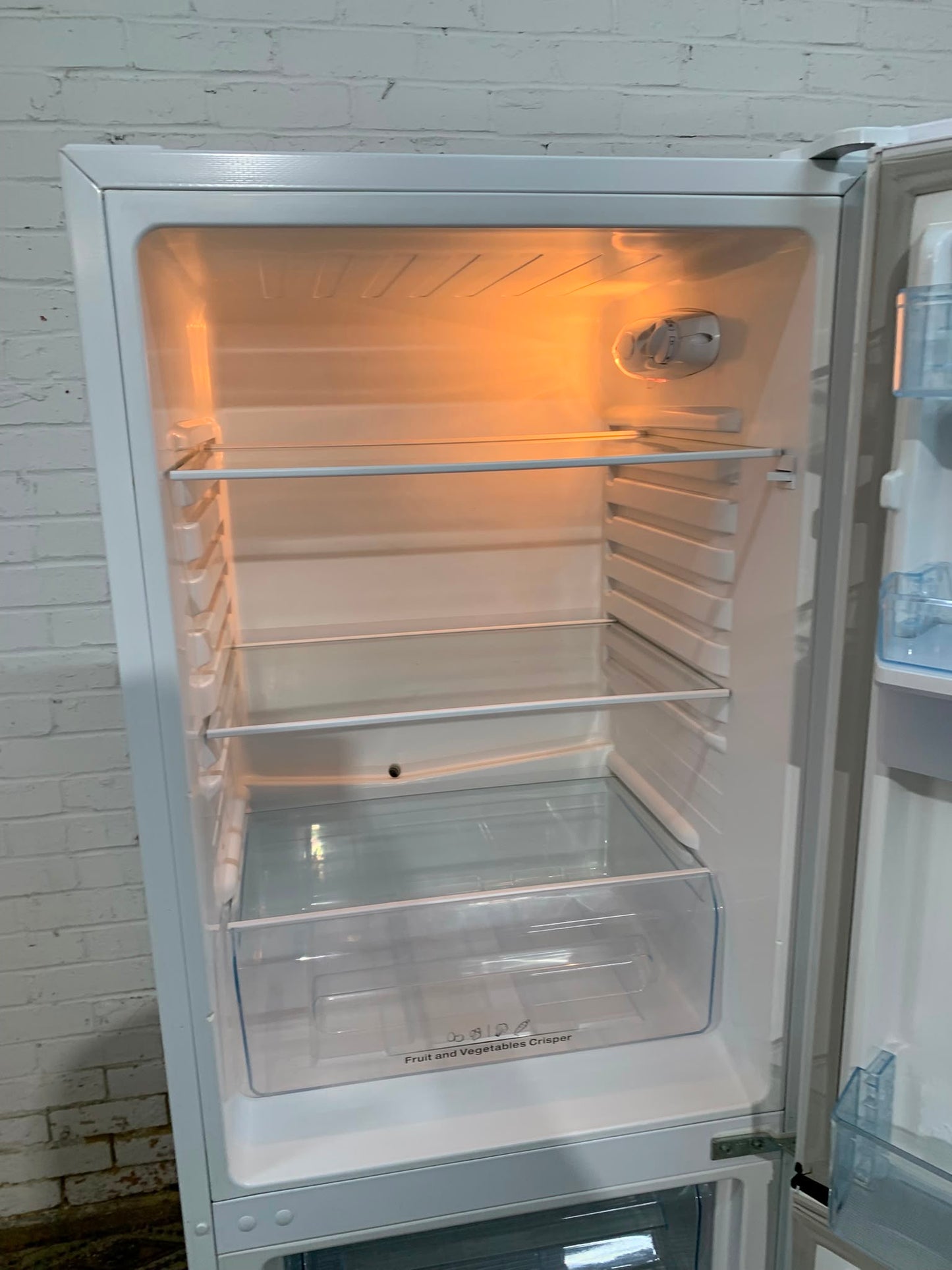 Hisense White Fridge Freezer With Water Dispenser For Sale