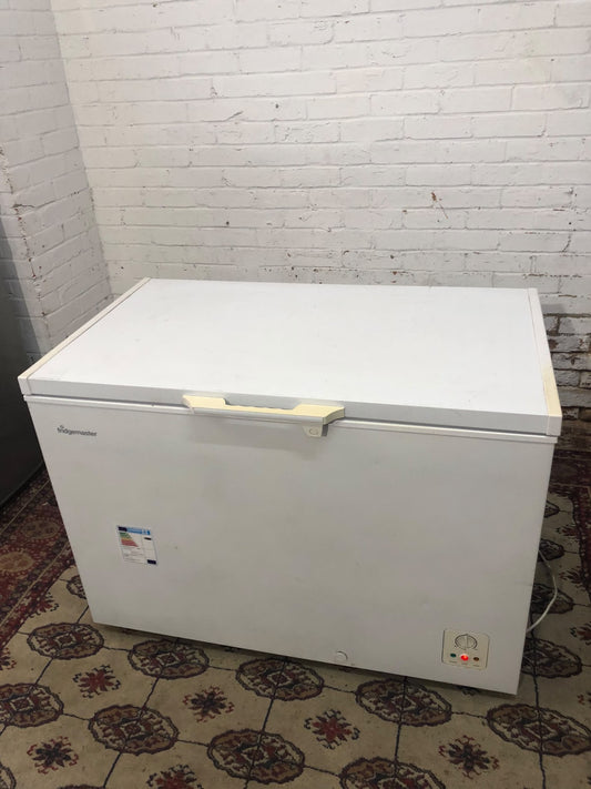 FridgeMaster 300L Chest Freezer