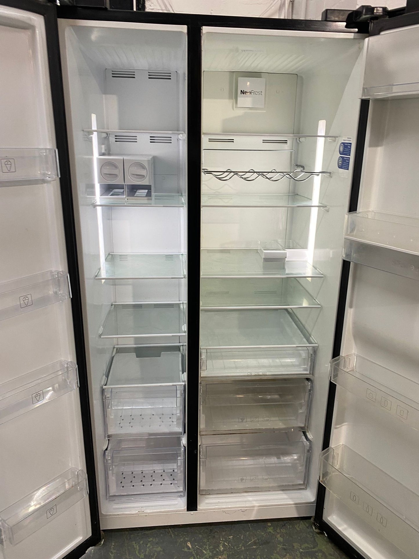 Beko Black American Fridge Freezer With Water Dispenser For Sale
