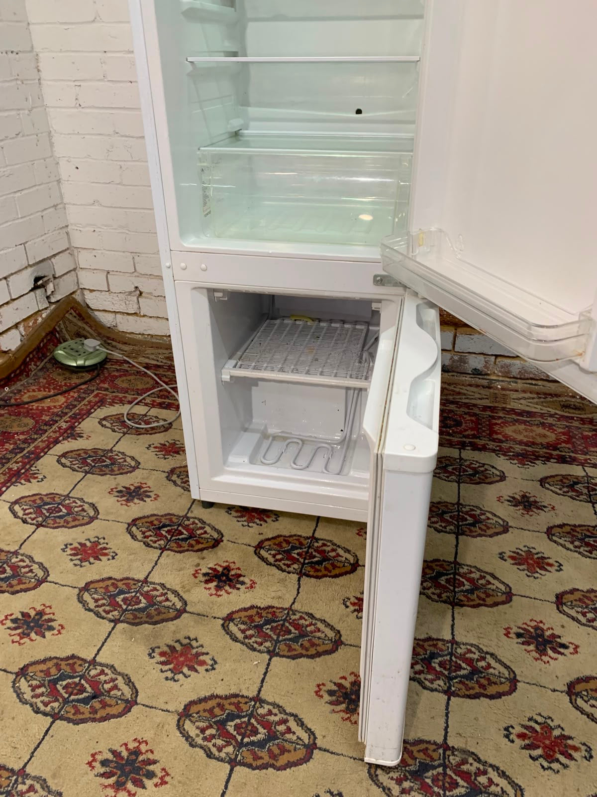 KFG Medium Size Fridge Freezer For Sale