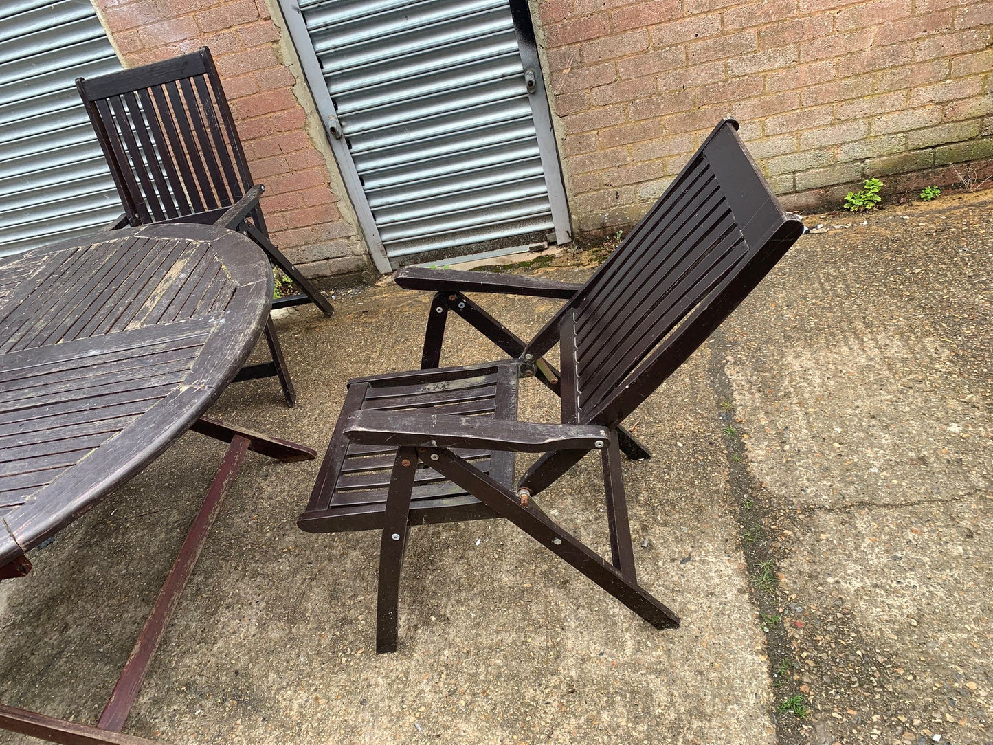 Garden Wooden Set Round Table With 4 Chairs For Sale
