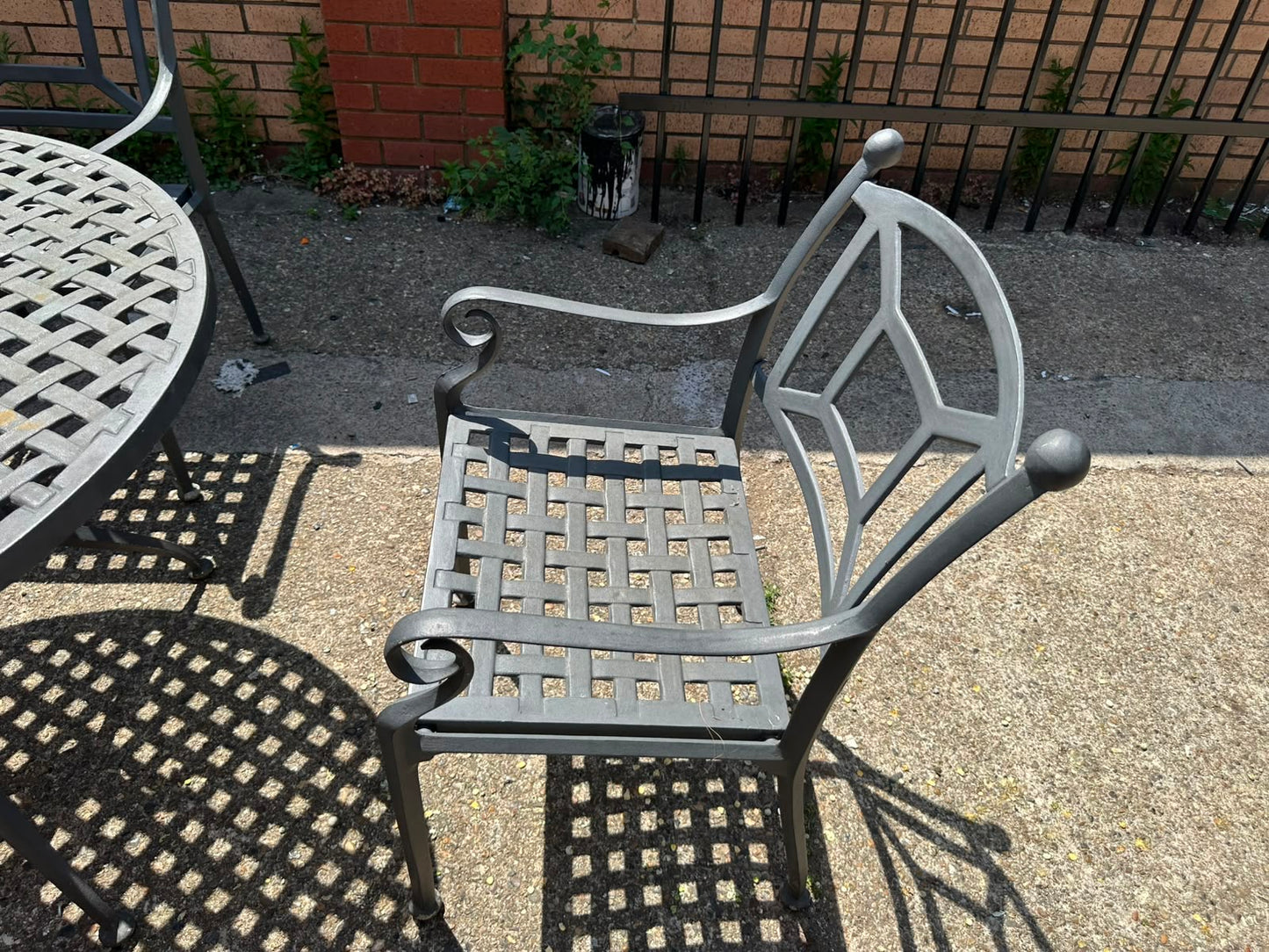 Garden Patio Set Round Table With 4 Chairs For Sale
