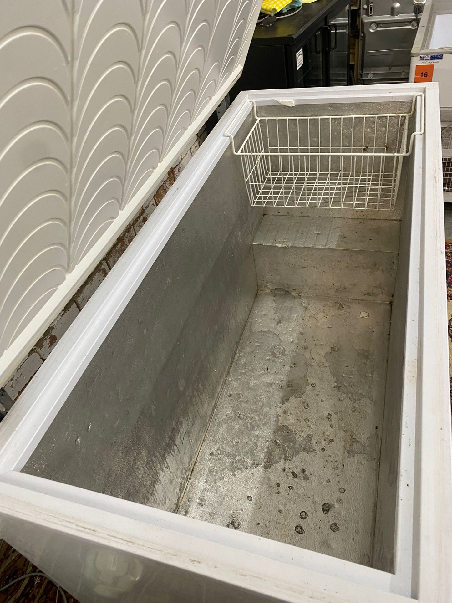 Gram Large 530L Commercial Chest Freezer For Sale