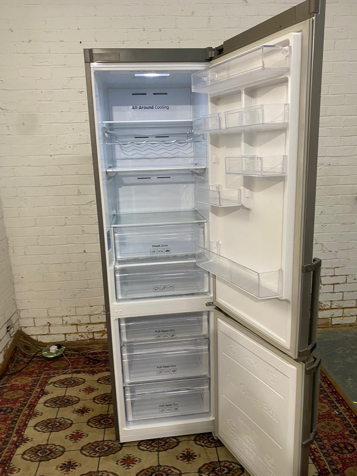 Samsung 2M Tall Digital Inverter Stainless Steel Fridge Freezer For Sale