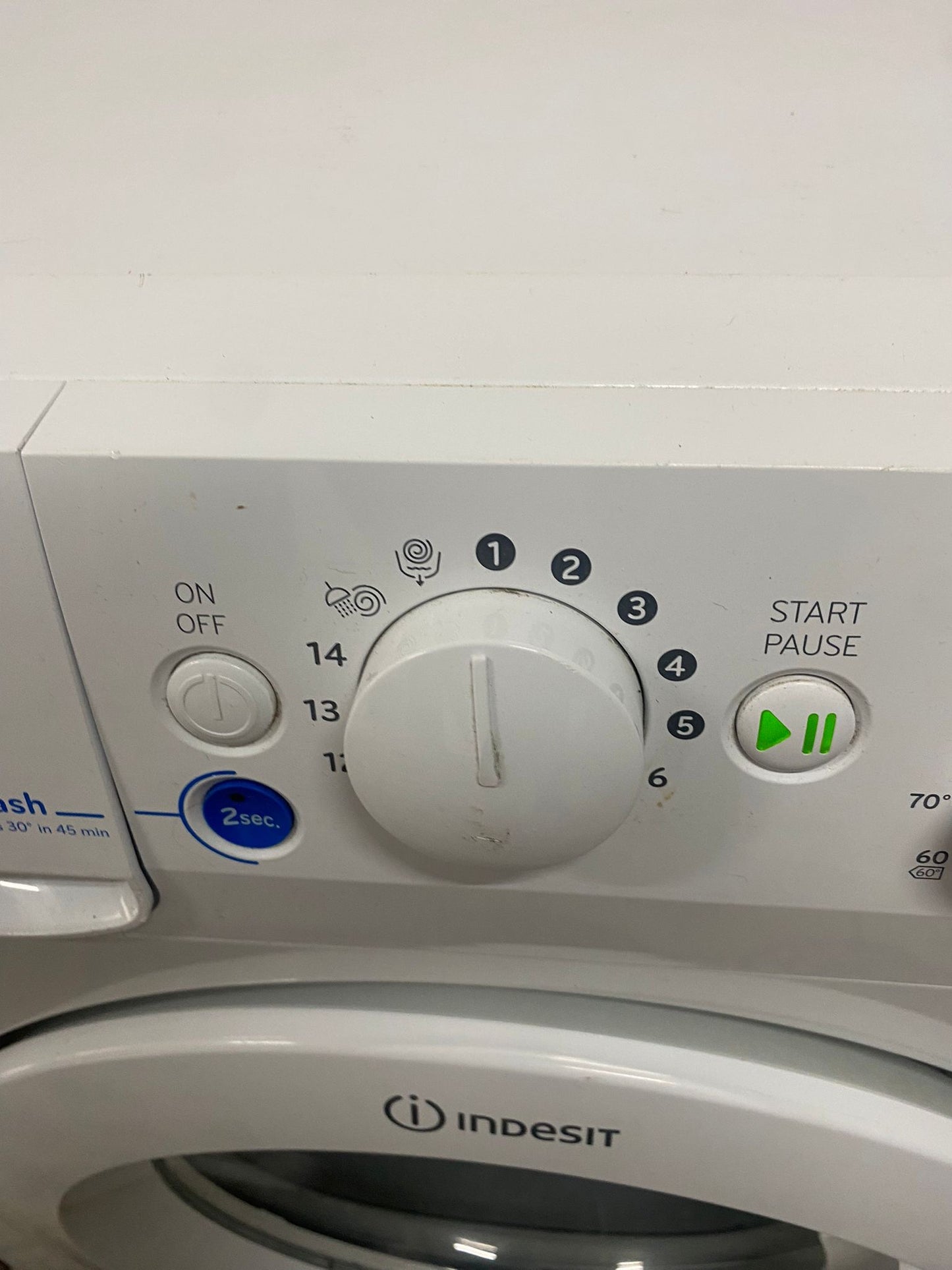 Indesit 7KG White Washing Machine For Sale