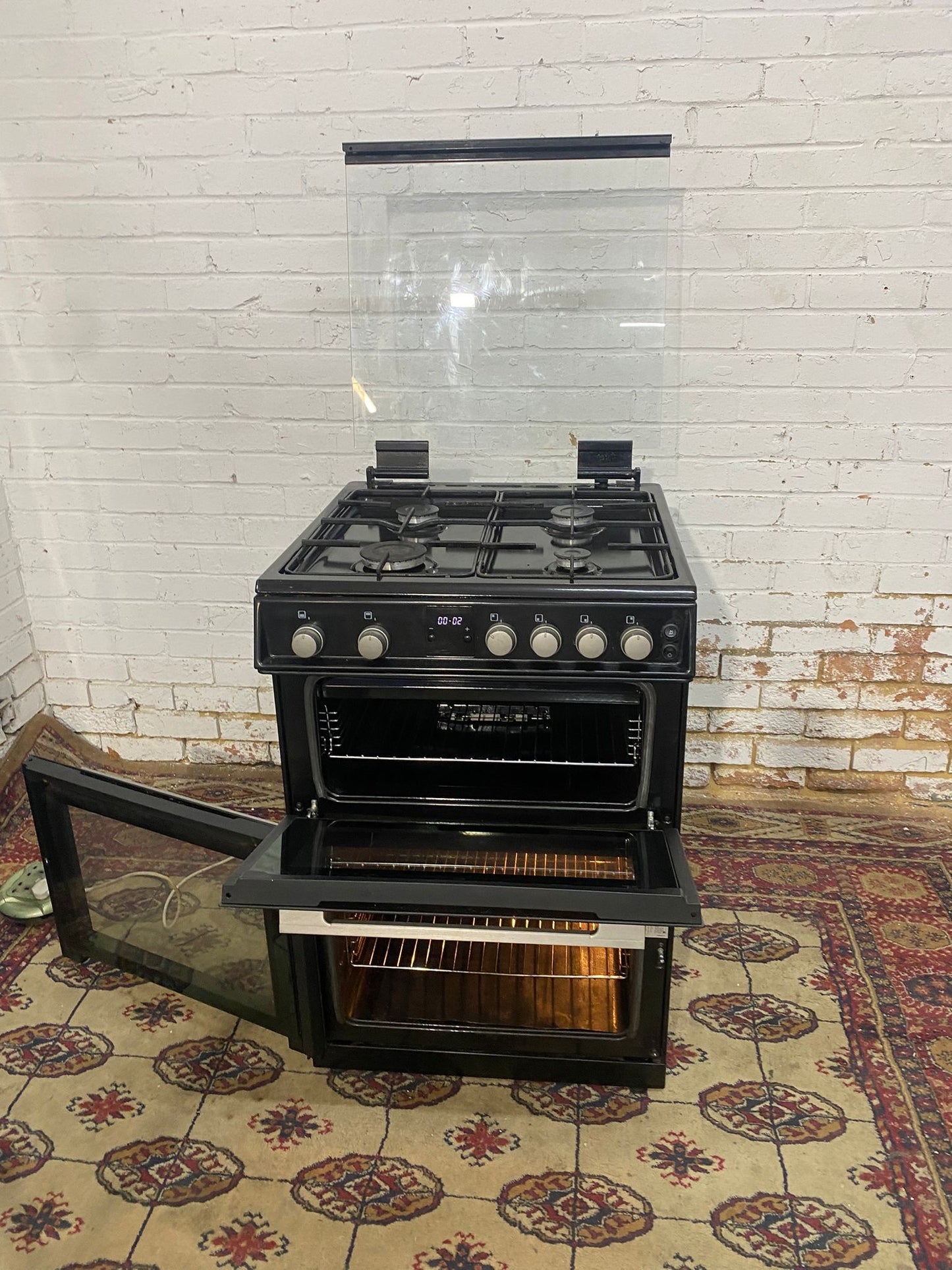 Black 60 CM Gas Cooker With Oven/Grill For Sale
