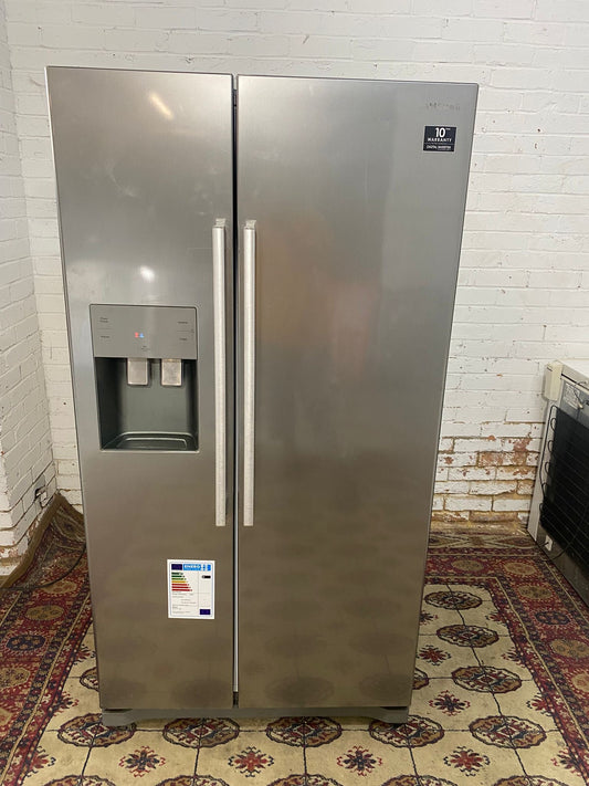 Top Brand Samsung Plumb In Ice-maker + Water Dispenser American Fridge Freezer