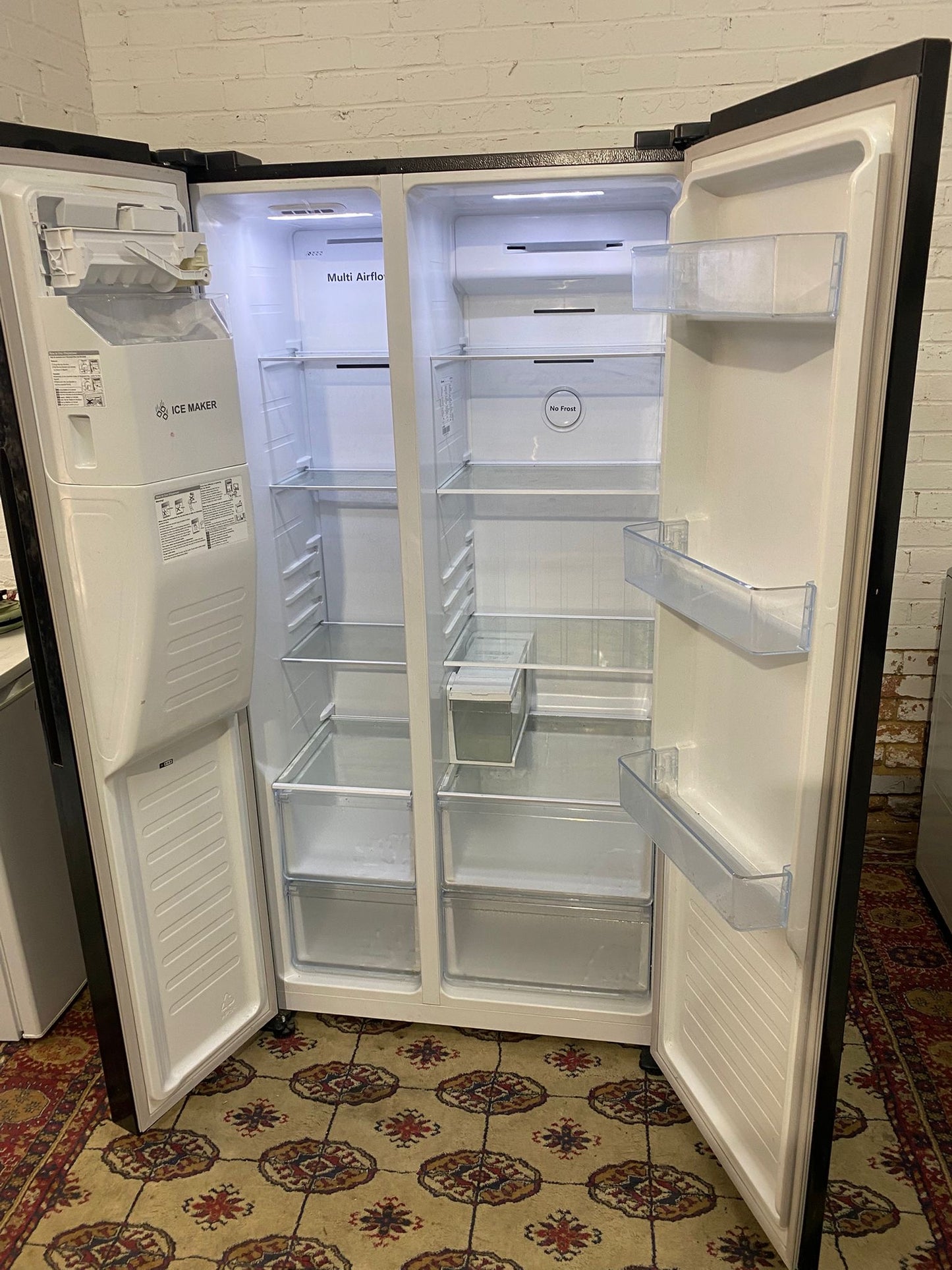 FridgeMaster Black Non Plumb American With IceMaker Fridge Freezer For Sale