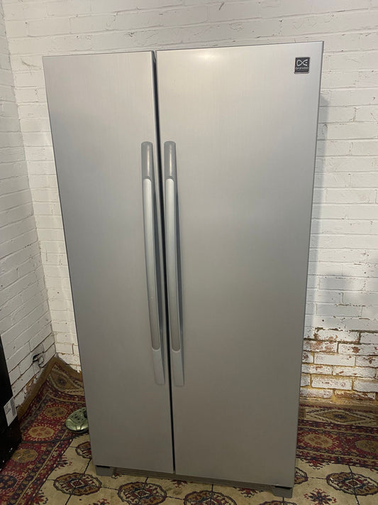 Daewoo NonPlumb American Fridge Freezer