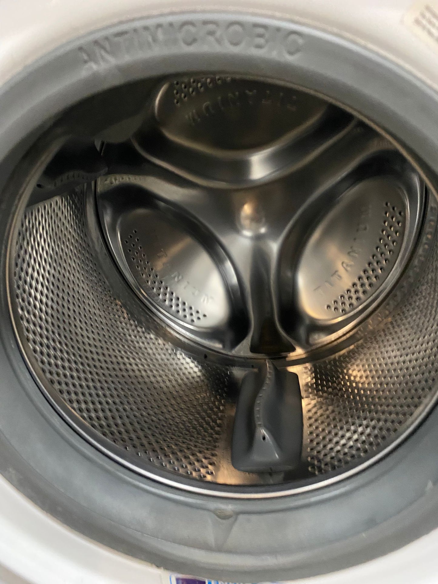 HotPoint 10KG Washing Machine For Sale