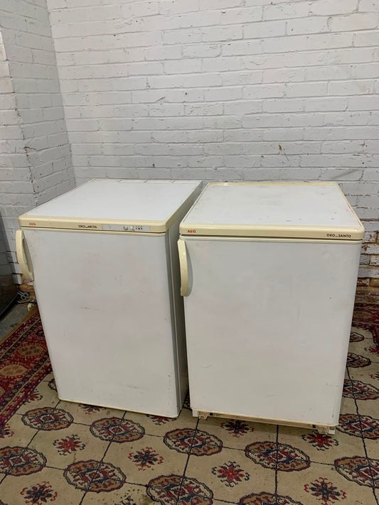 AEG Brand White UnderCounter Pair For Sale