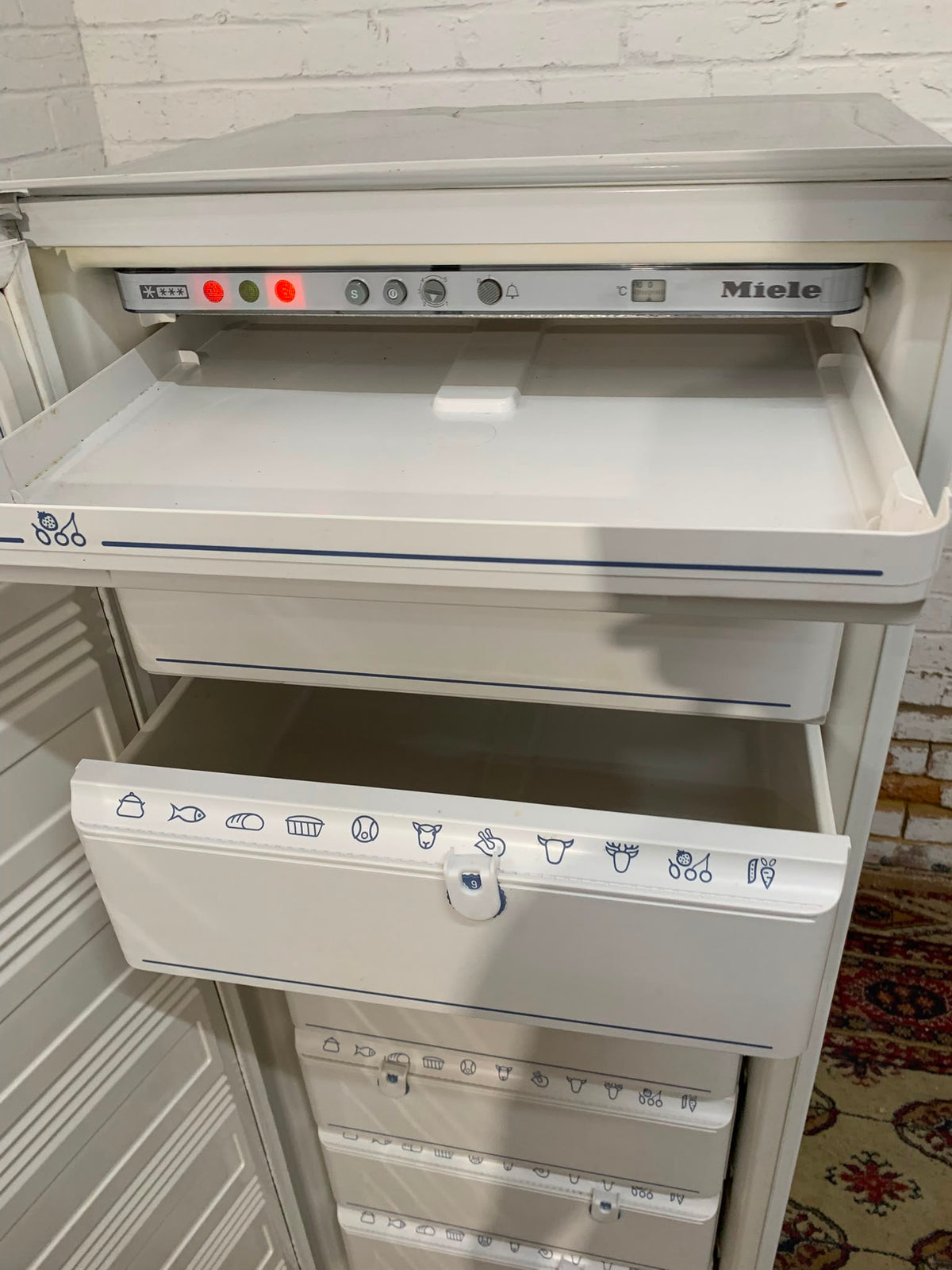 TopBrand Miele 8Drawers Standing Freezer For Sale