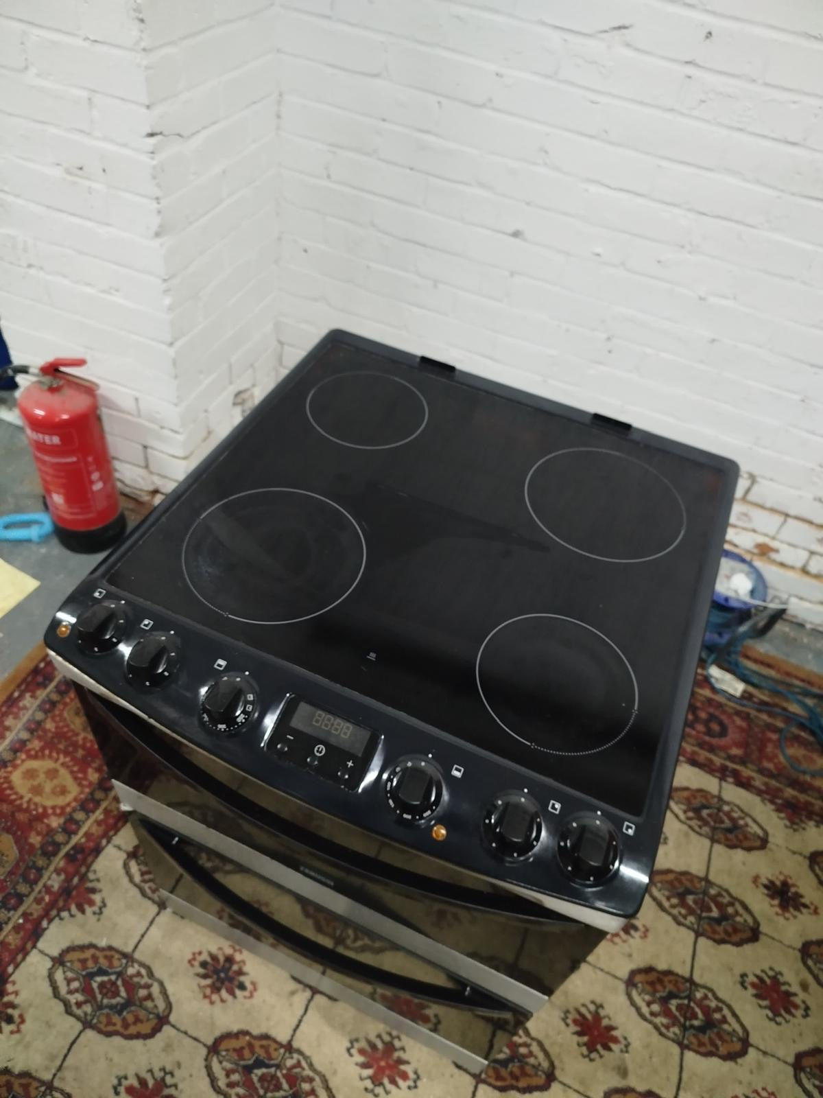 Zanussi 60CM Black Electric Cooker With Dual Oven/Grill For Sale