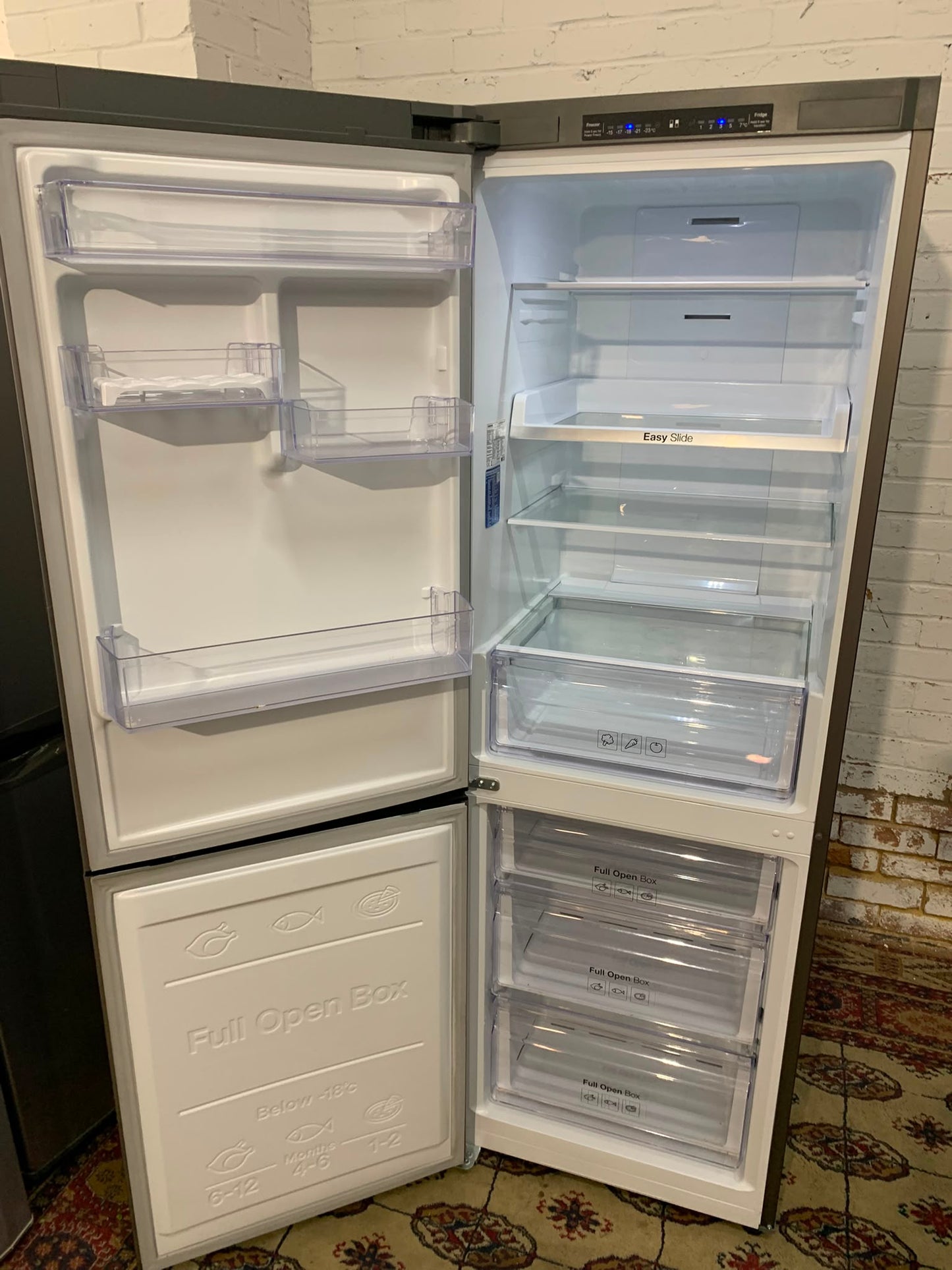 Samsung  Grey Digital Inverter Fridge Freezer For Sale