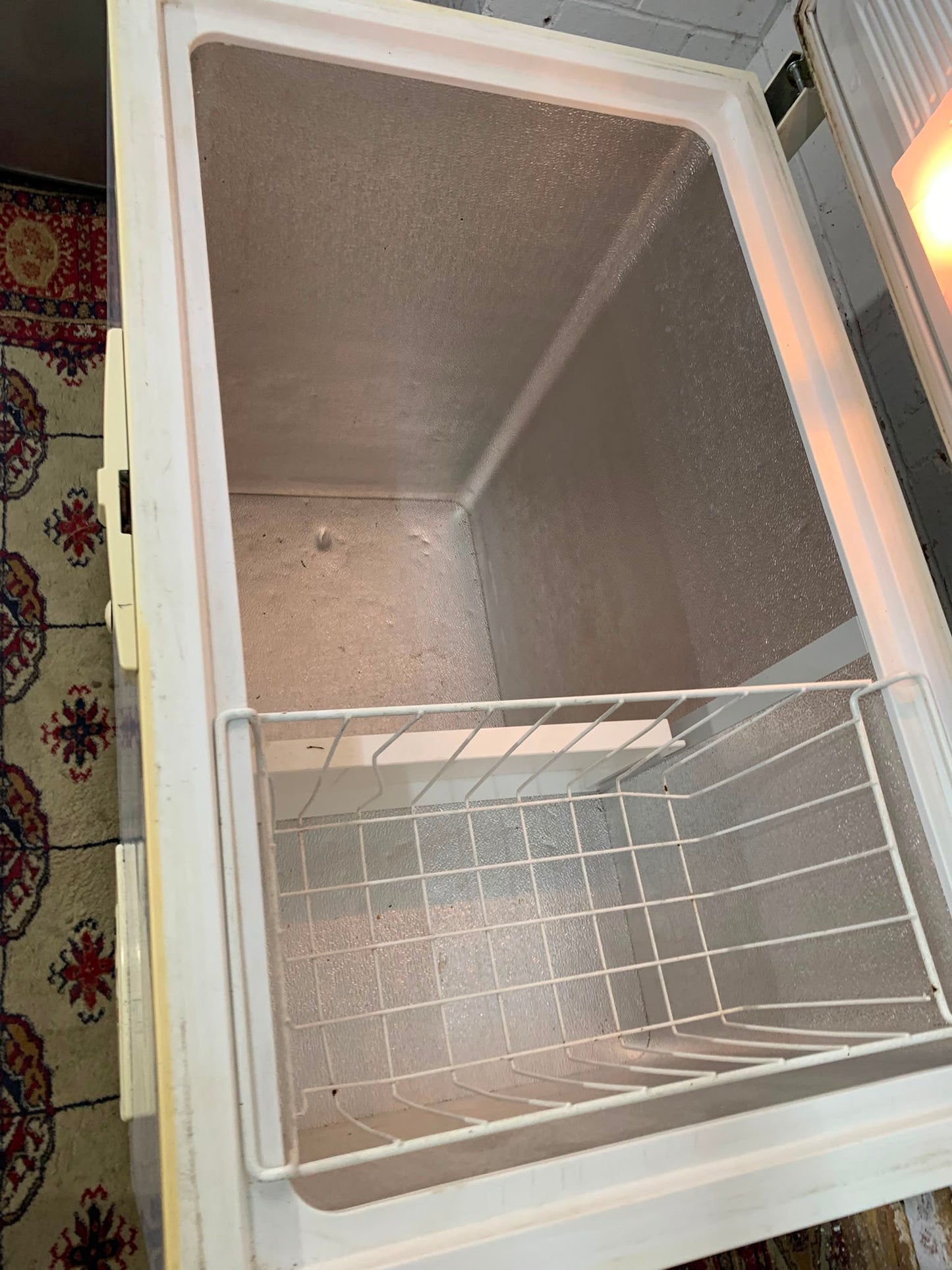280L Whirlpool Chest Freezer For Sale