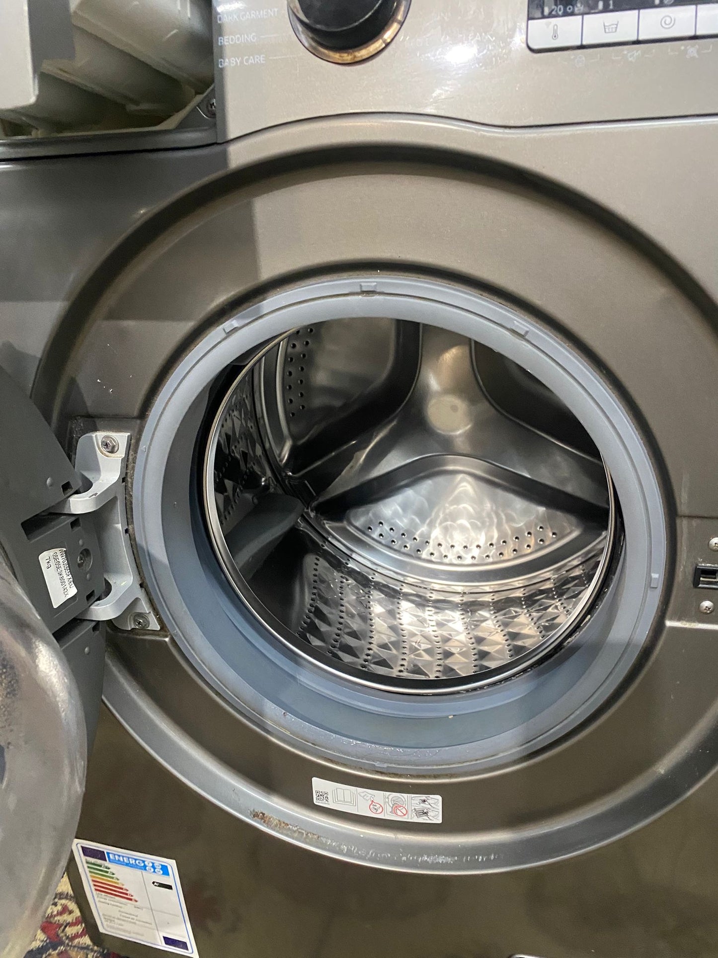 Samsung Digital Inverter Grey Washing Machine For Sale