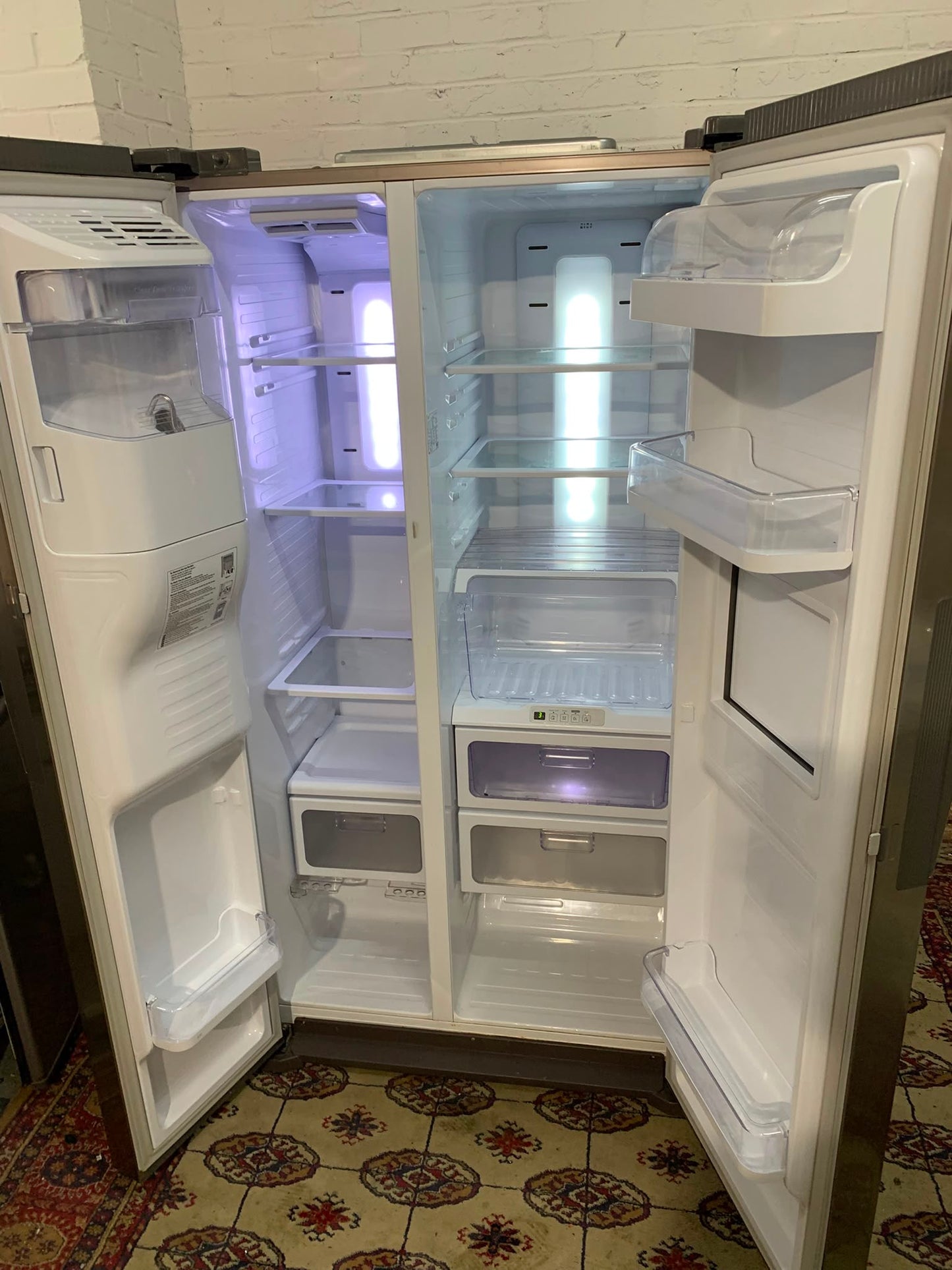 Grey Silver Plumb In 3Door American Fridge Freezer For Sale