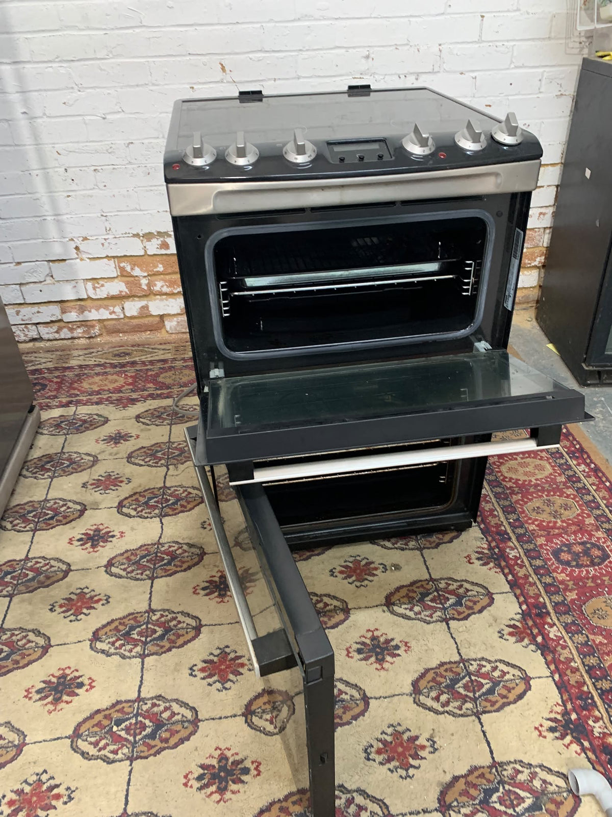 Zanussi 60CM Electric Ceramic Cooker