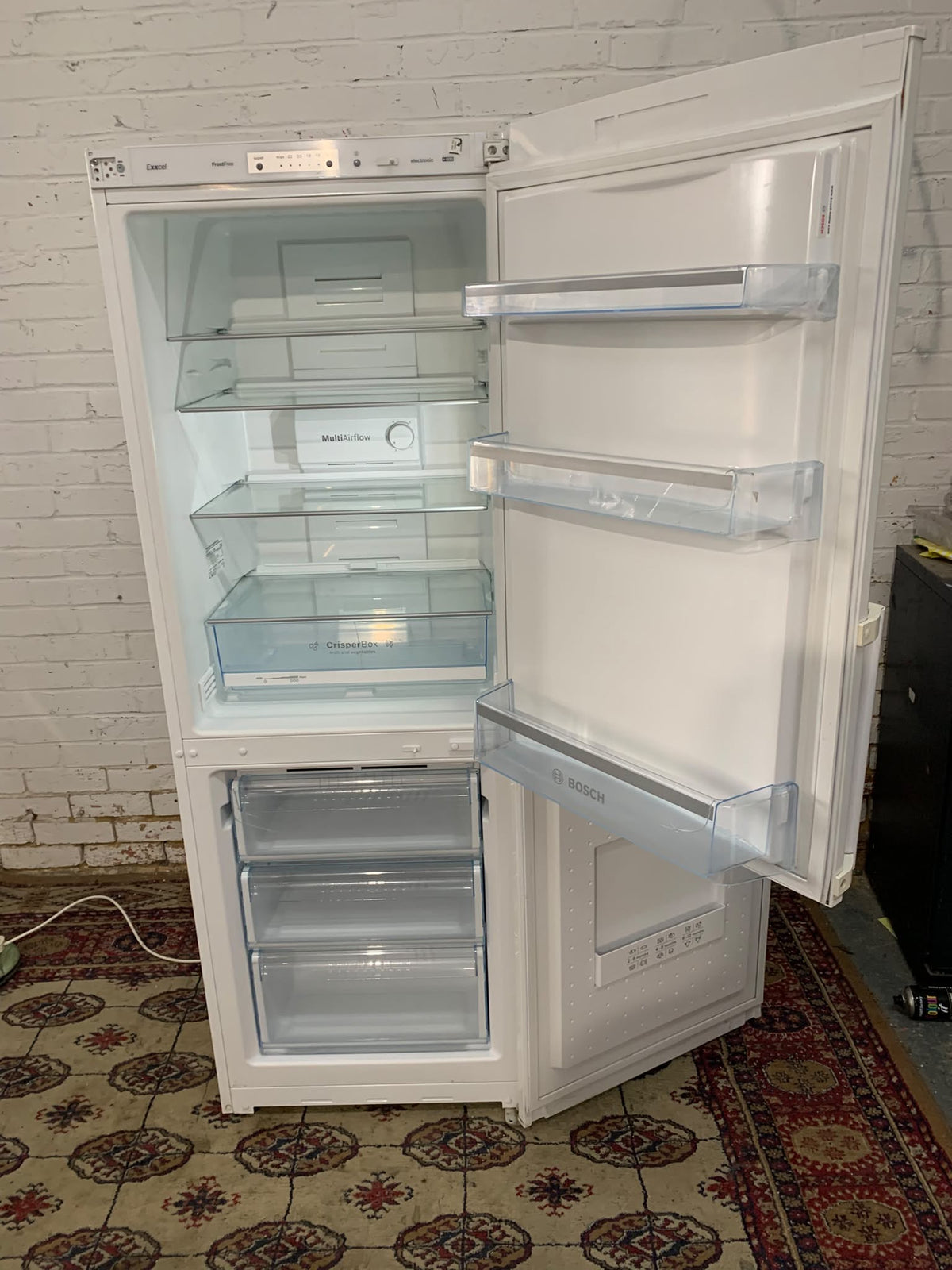 170CM Tall Bosch  White Fridge Freezer