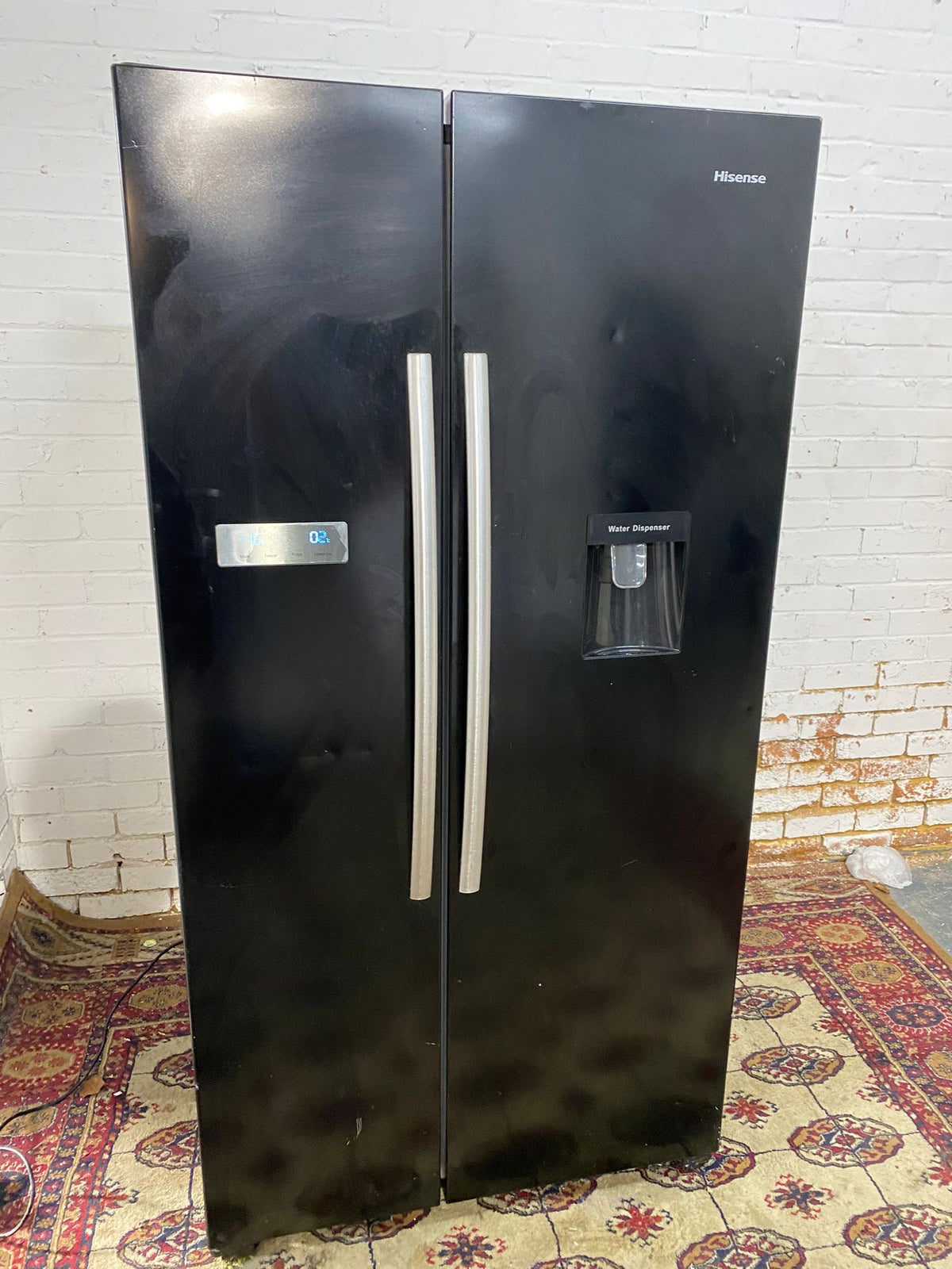 Hisense Black Double Door American Fridge Freezer