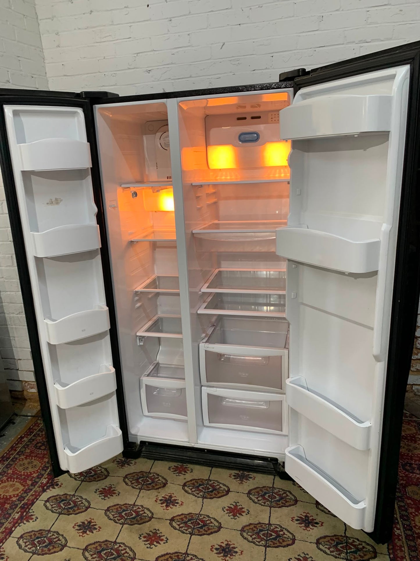 ✅🚚Daewoo Black Non Plumb American Fridge Freezer For Sale