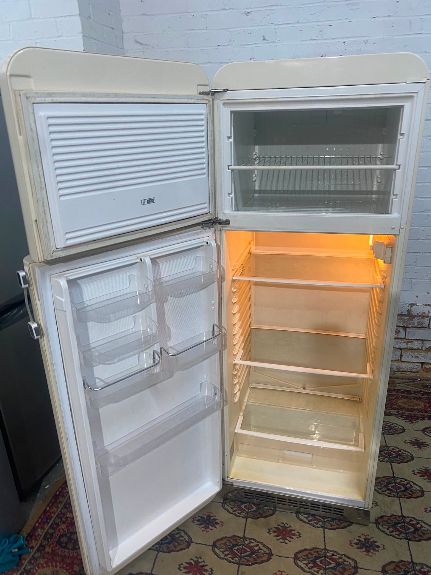 SMEG RETRO Style  Fridge Freezer For Sale
