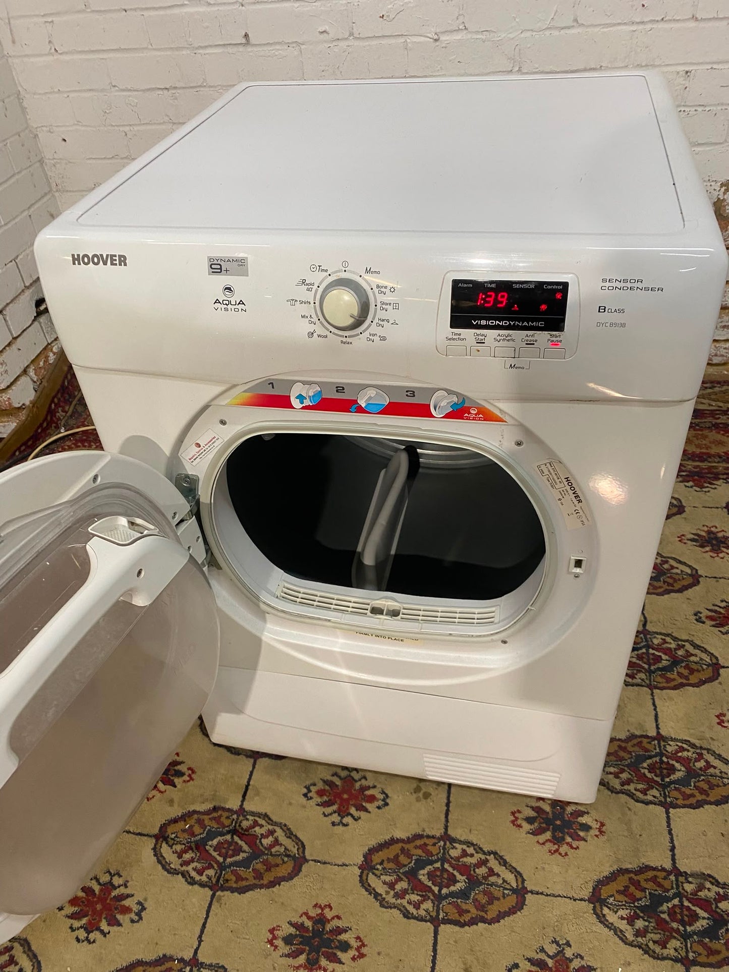 Hoover 9KG Glass Door Condenser Dryer For Sale