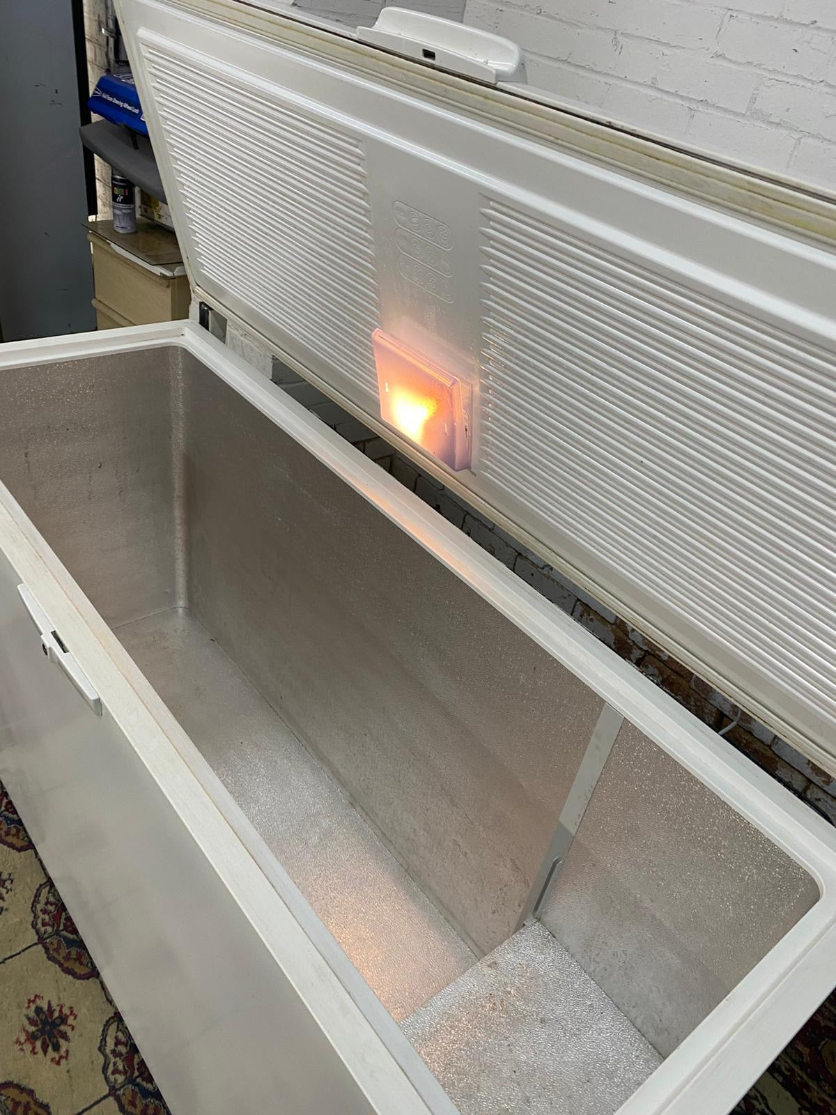 Whirlpool Large 510L Commercial Chest Freezer Frost Free Technology For Sale