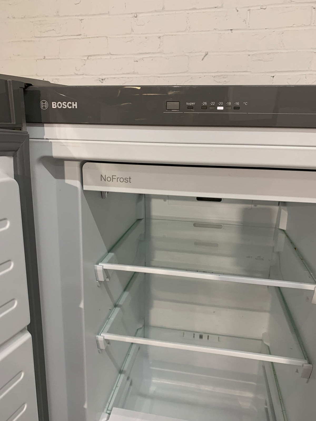 185CM Tall Bosch Silver Standing Freezer