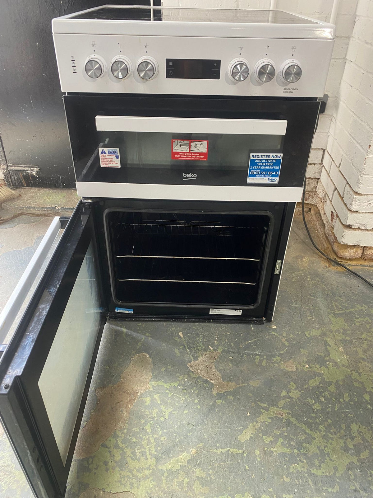 Beko White 60CM Electric Ceramic Cooker
