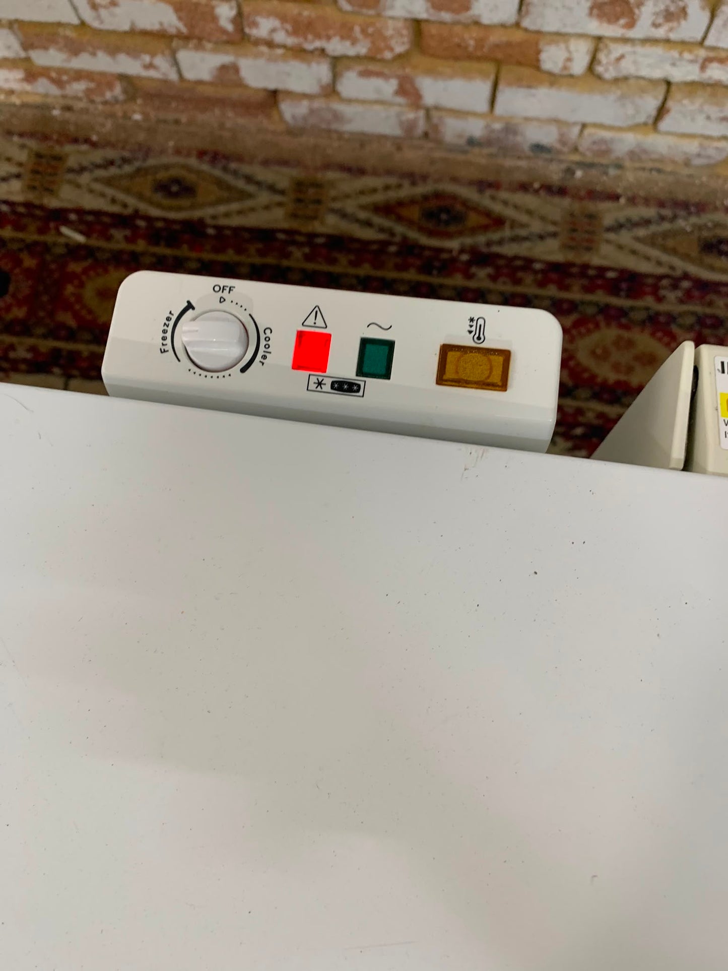 Indesit 200L Chest Freezer For Sale
