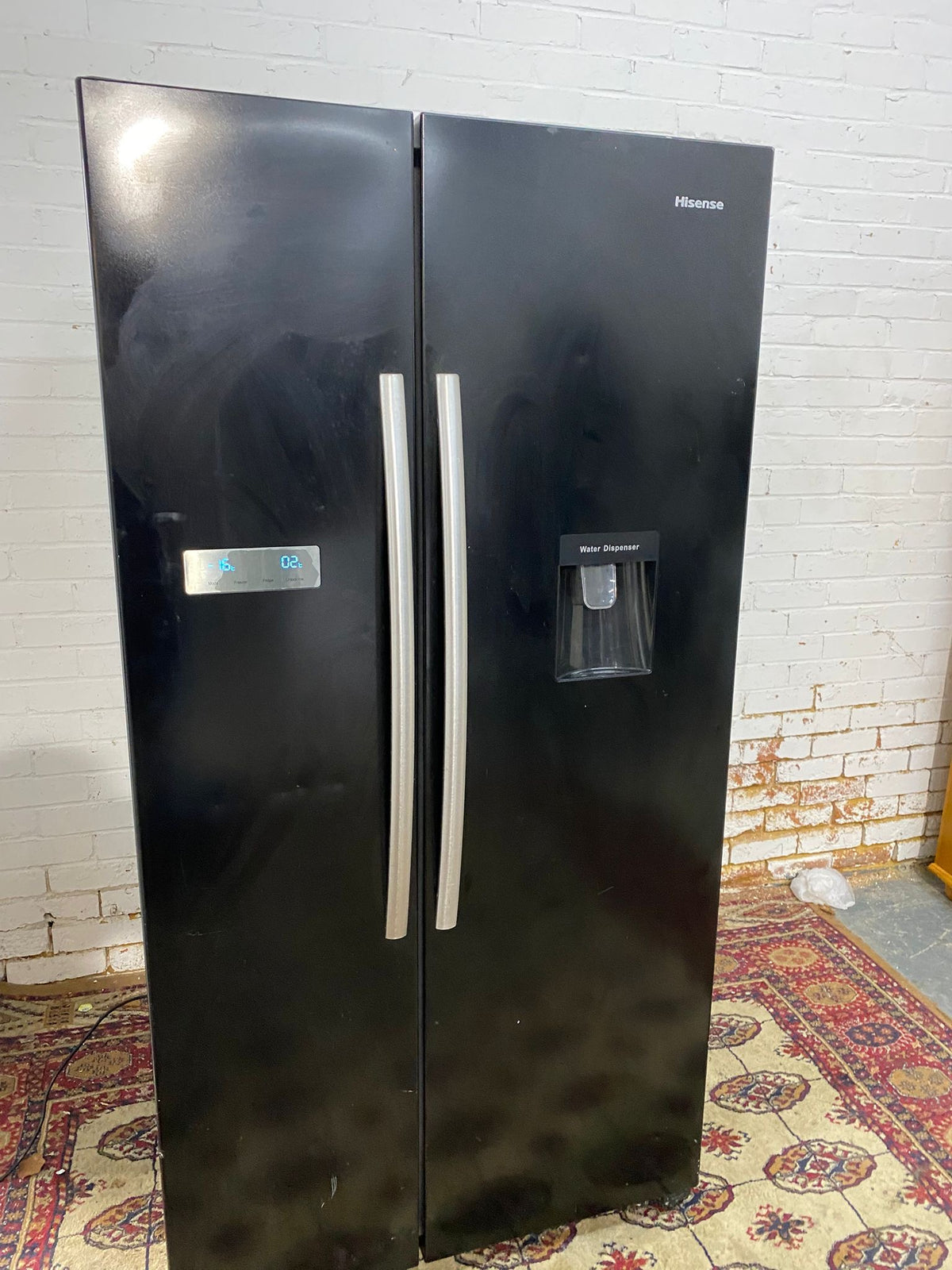 Hisense Black Double Door American Fridge Freezer