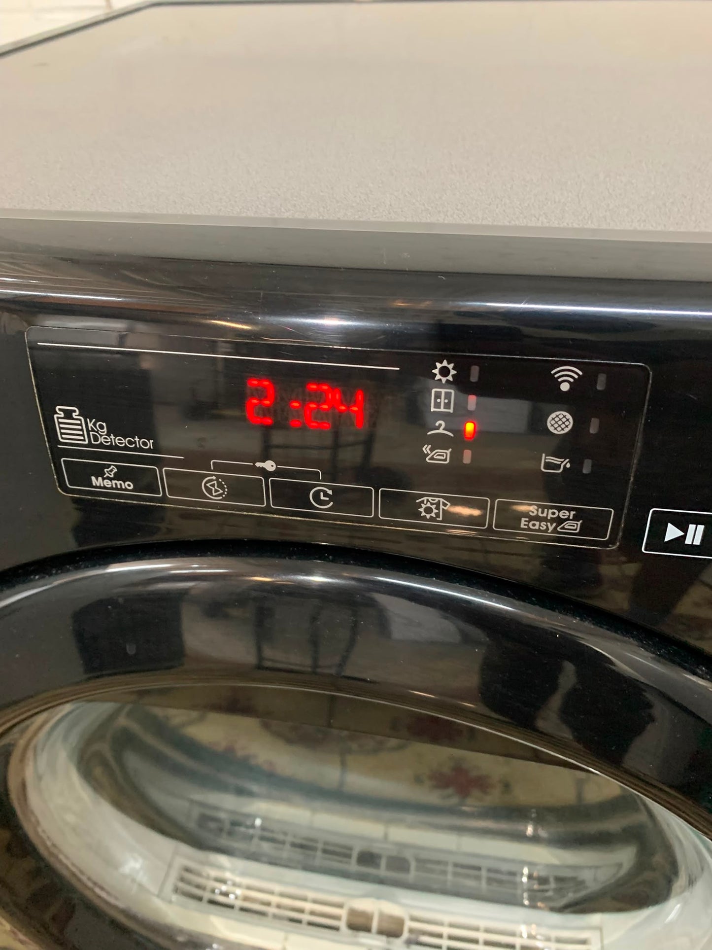 Candy Black Condenser Dryer For Sale