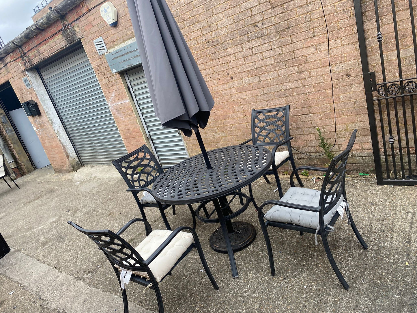 Beautiful Branded Garden Patio Set