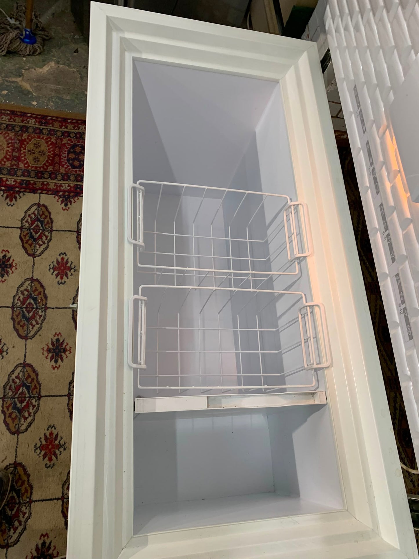 LEC 280L Chest Freezer For Sale