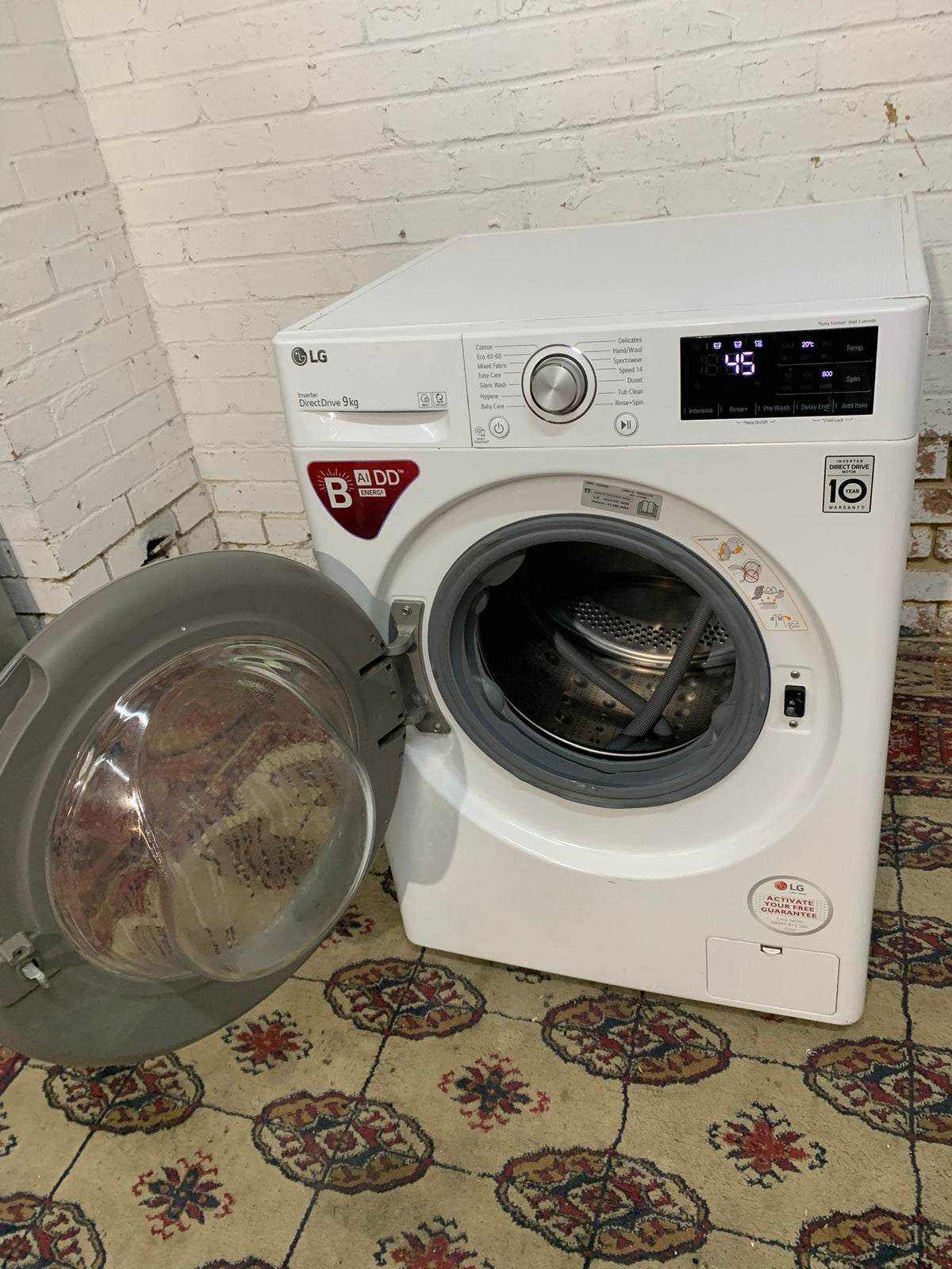 LG 9KG DirectDrive Washing Machine
