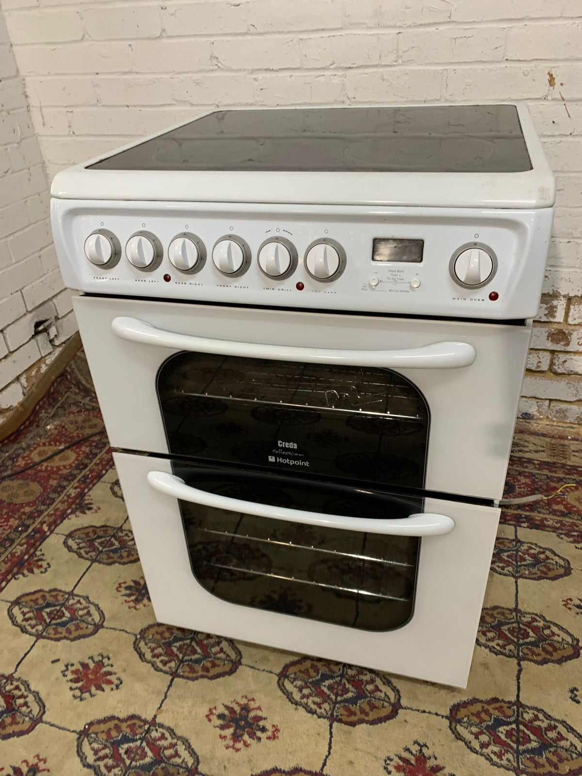 HotPoint 60CM Electric Ceramic Cooker