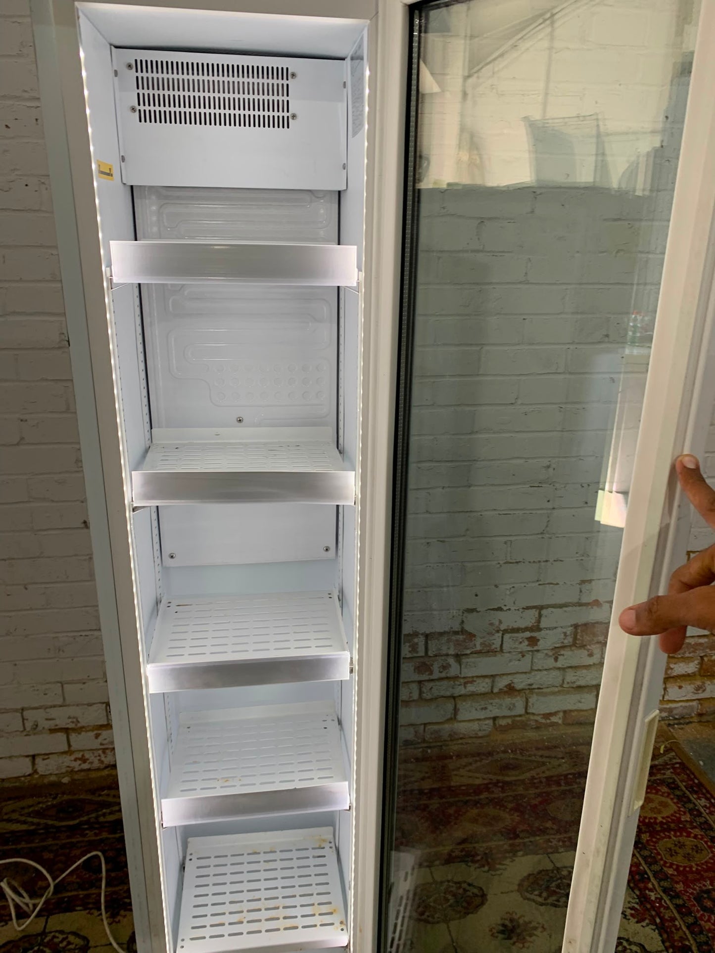 Tall Commercial Glass Standing Drink/IceCream Fridge For Sale