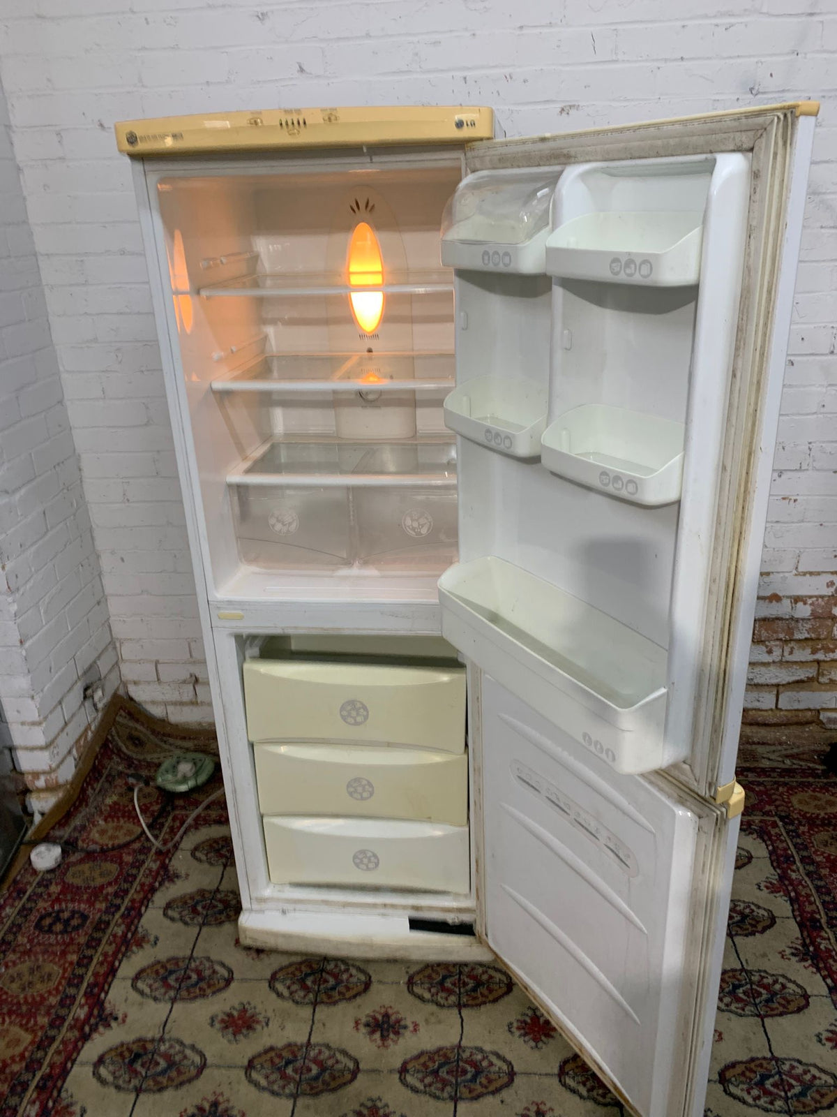 LG Fridge Freezer