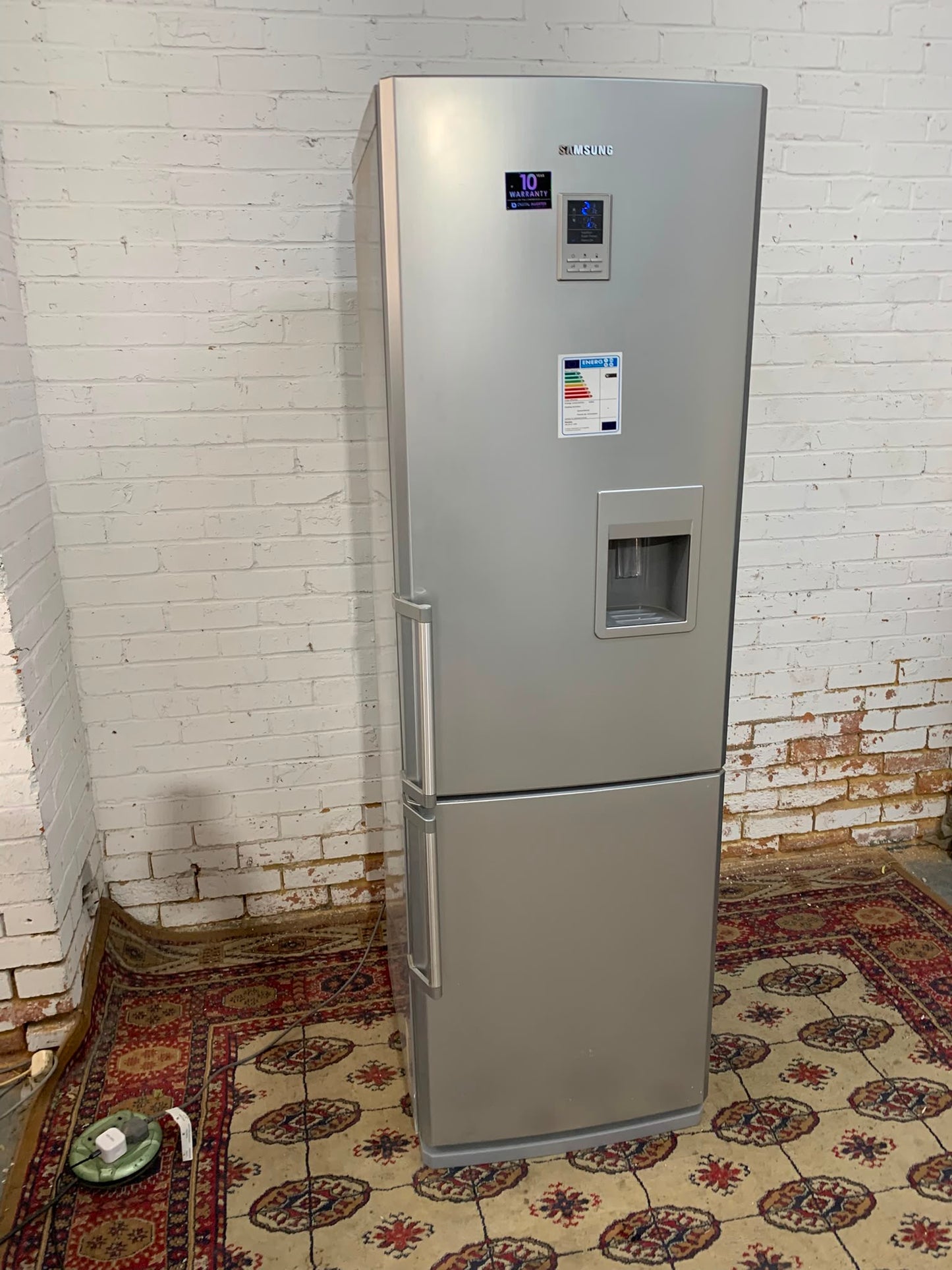 192CM Tall Samsung Grey Fridge Freezer For Sale