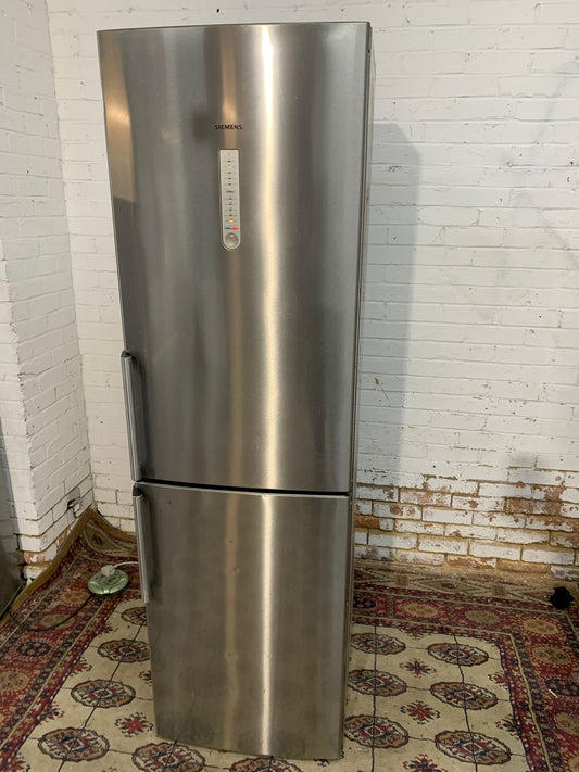 2M Tall Siemens Stainless Steel Fridge Freezer