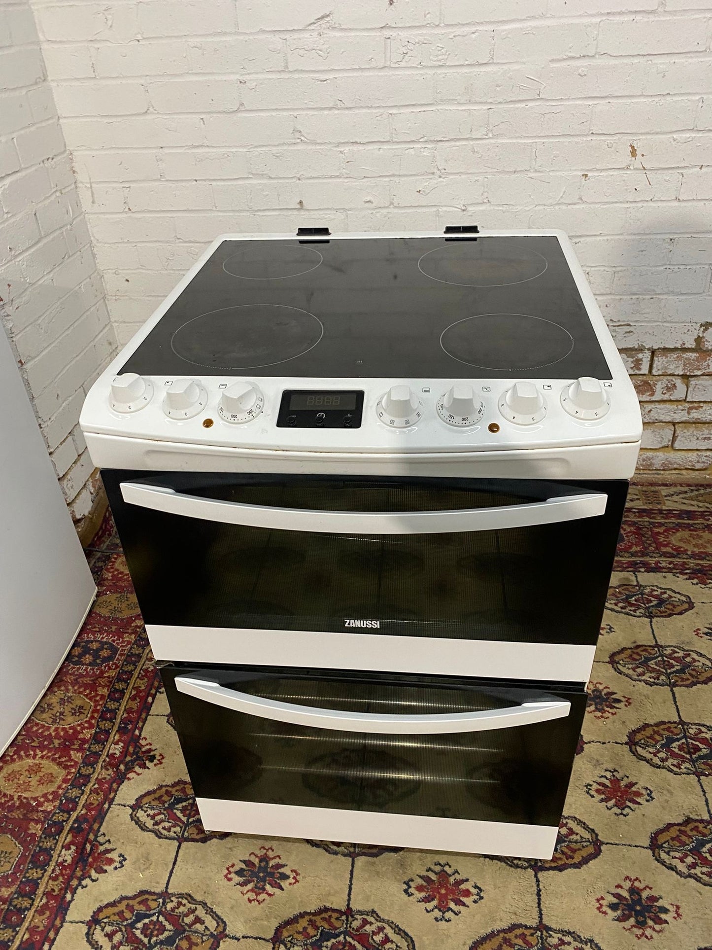Zanussi 60 CM Electric Cooker With Oven/Grill For Sale