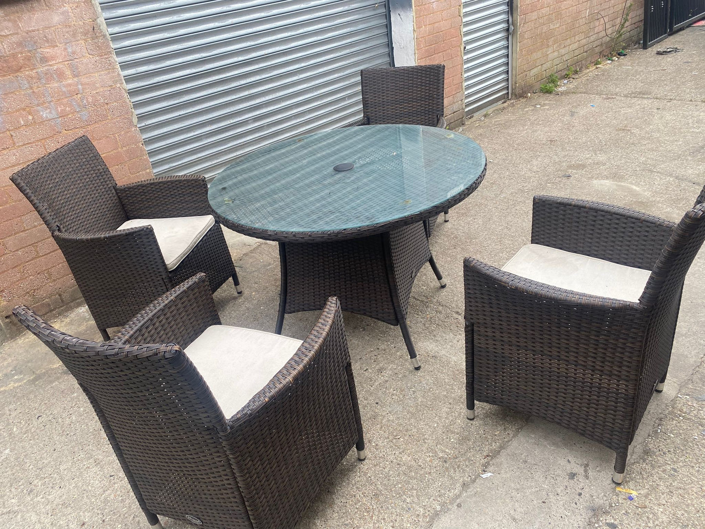 TopBrand RoyalCraft Rattan Round Glass Table With 4 Matching Chairs For Sale